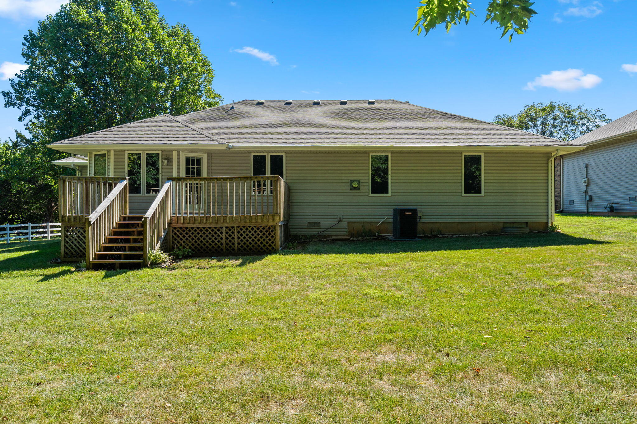 4055 North Pickwick Avenue Property Photo 22