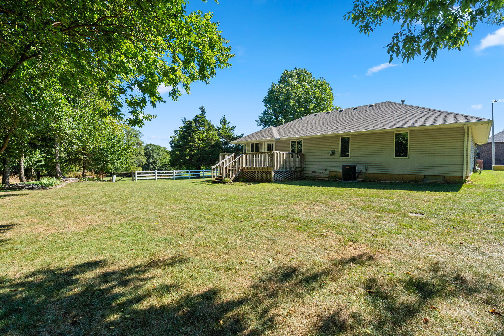 4055 North Pickwick Avenue Property Photo 24