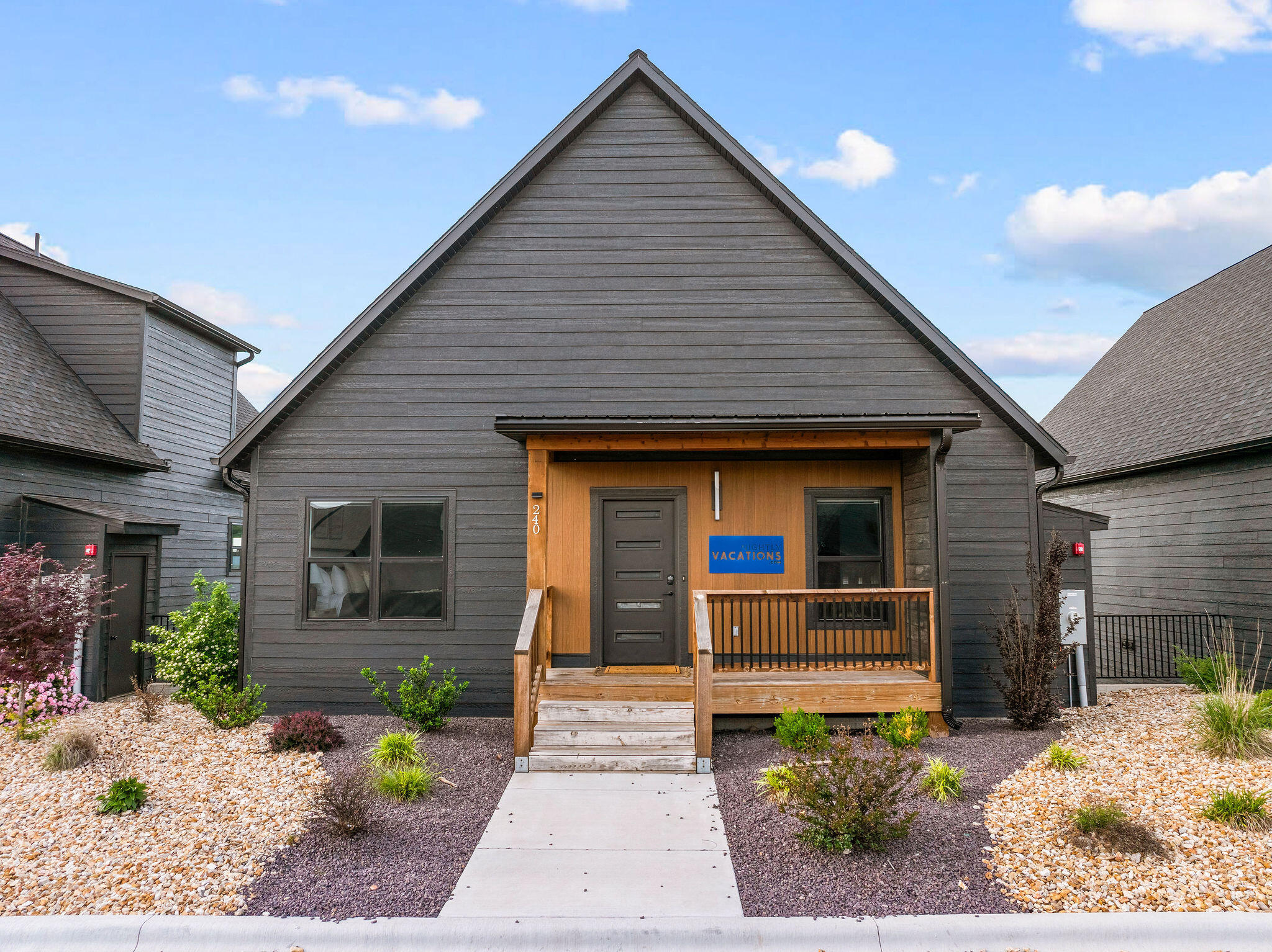 240 Poolside Pass 5 Property Photo 40