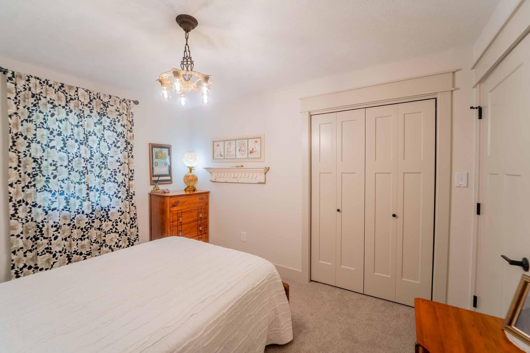 315 North Thurmond Avenue Property Photo 23