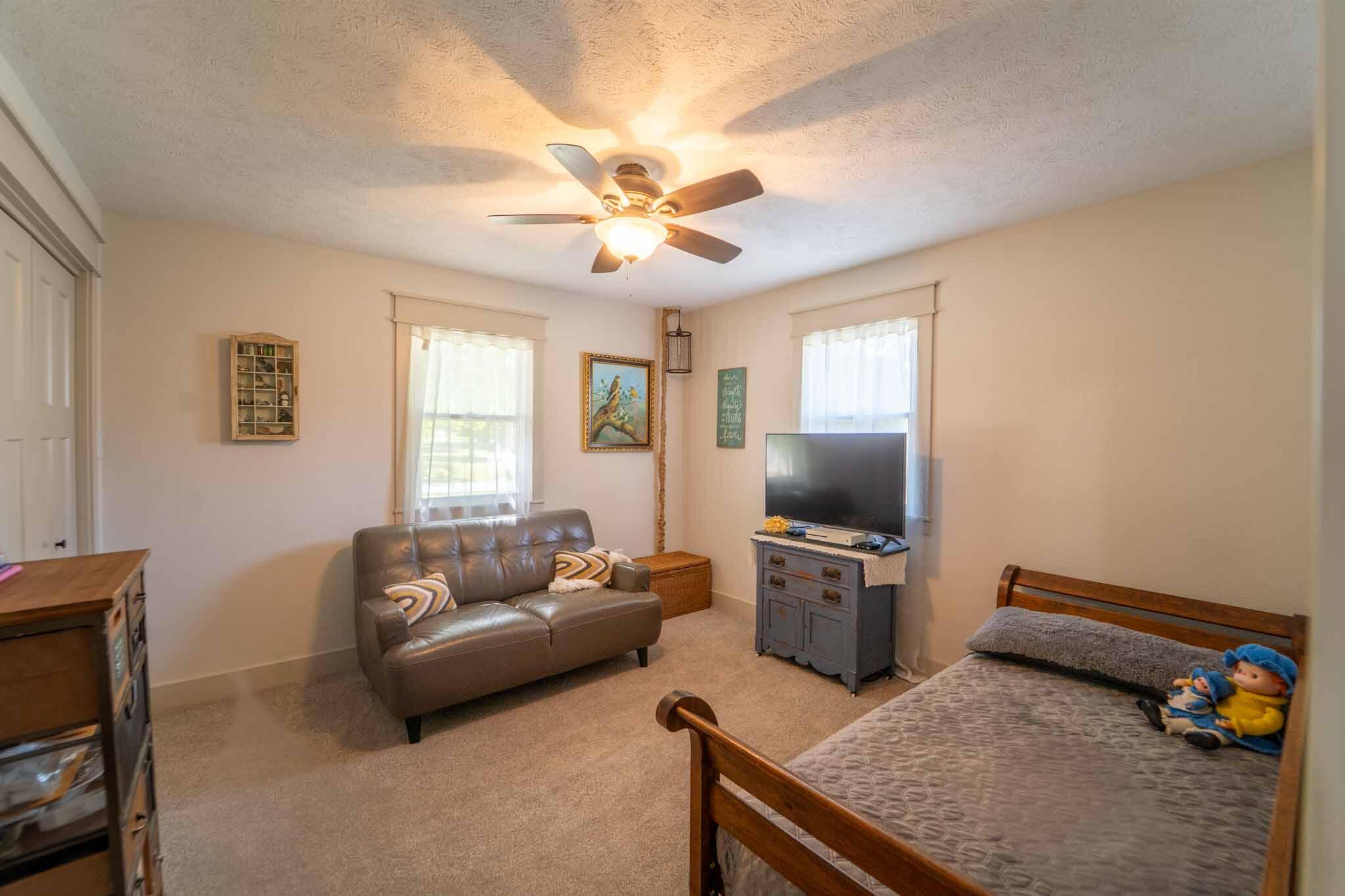 315 North Thurmond Avenue Property Photo 25