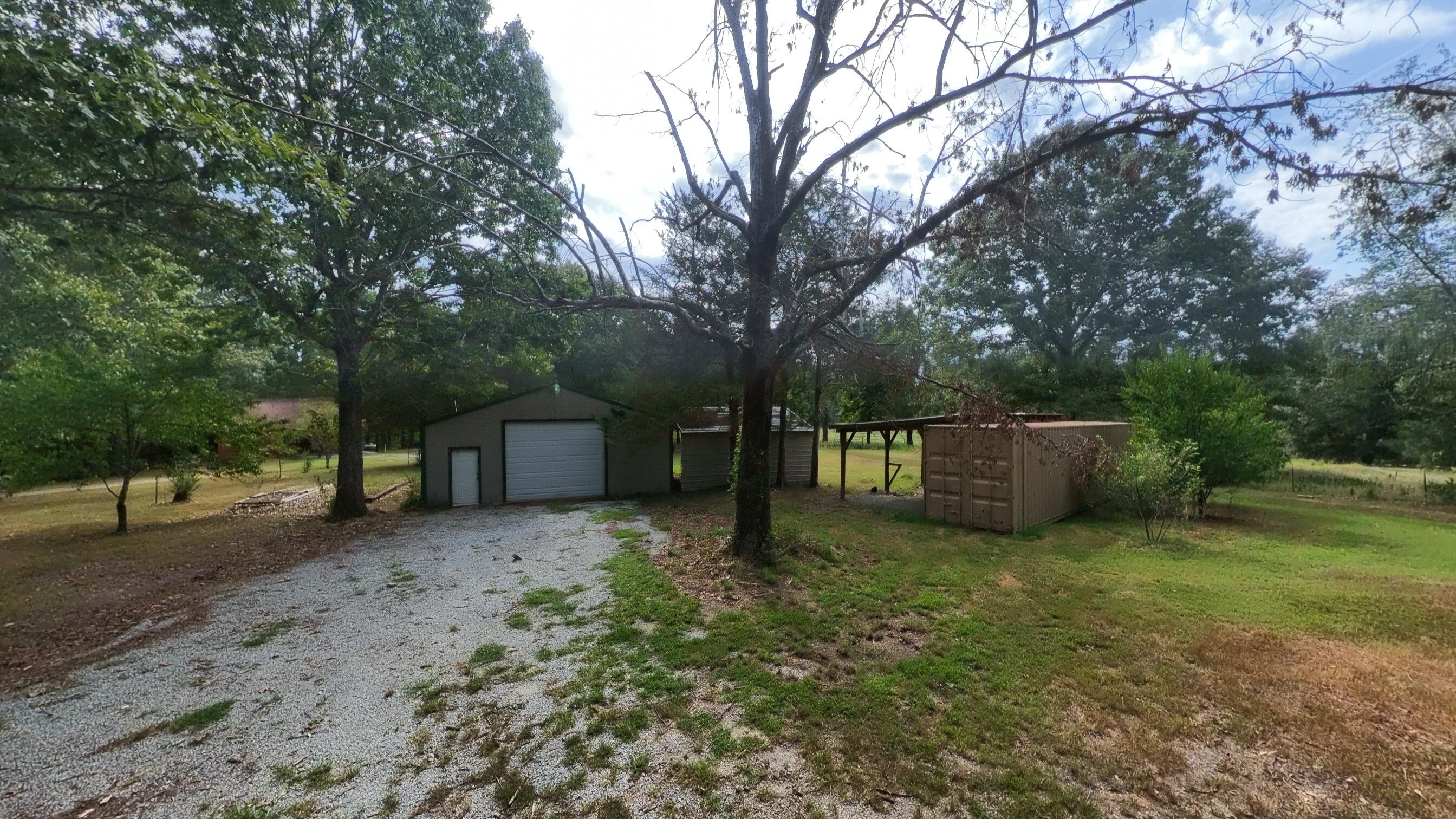 84 County Road 385 Property Photo 84
