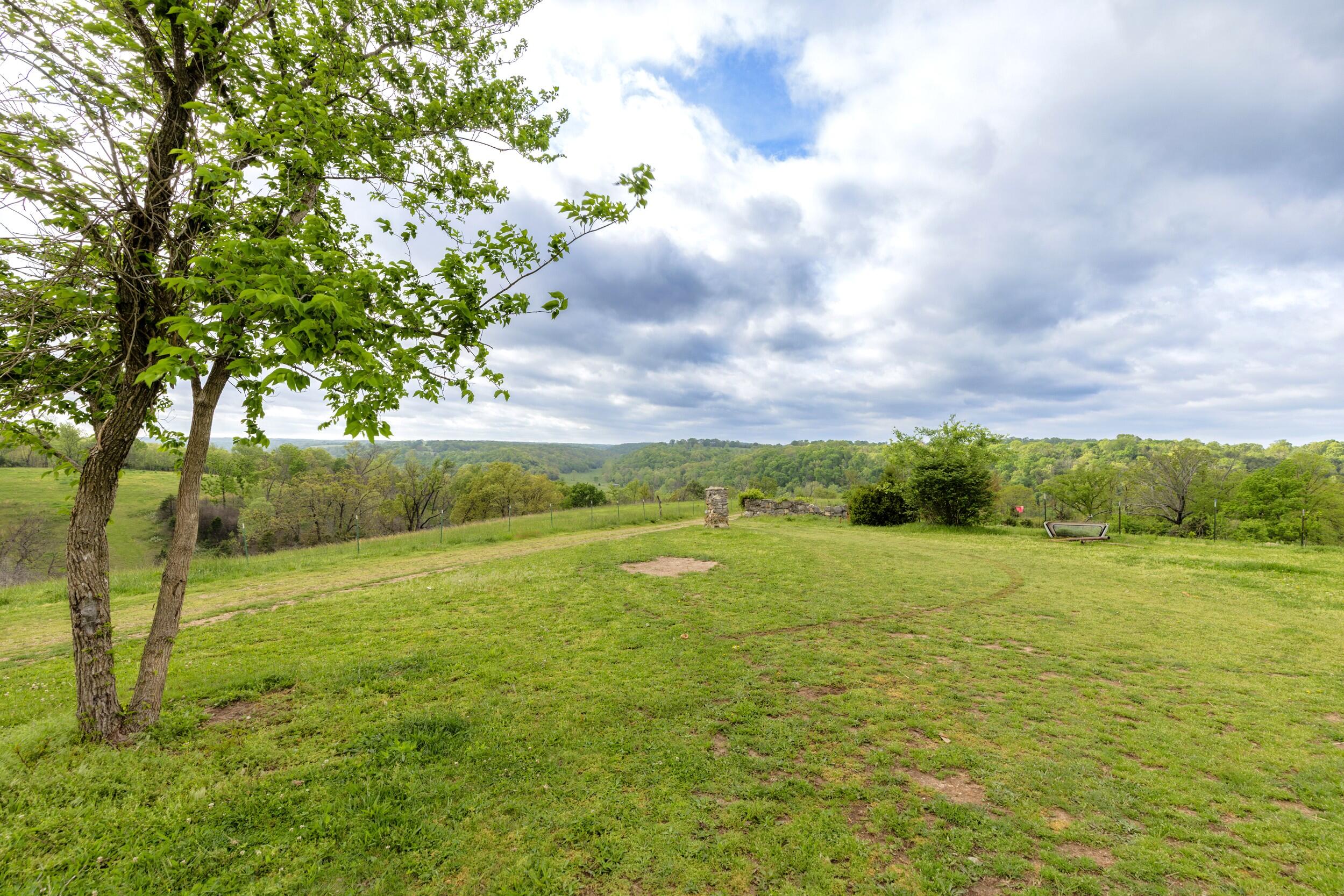 15309 East State Highway 90 Property Photo 7
