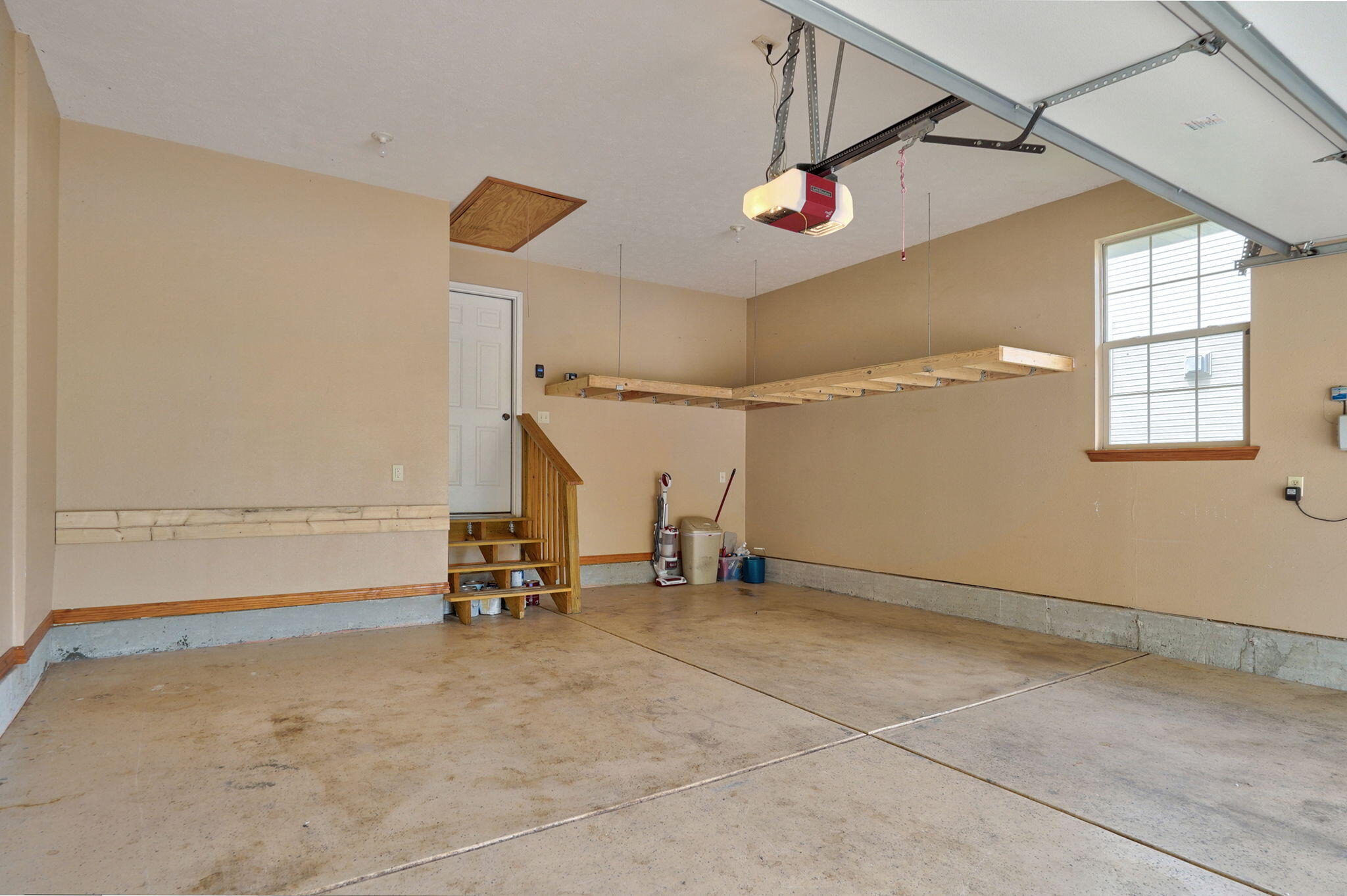 625 North Althea Avenue Property Photo 44