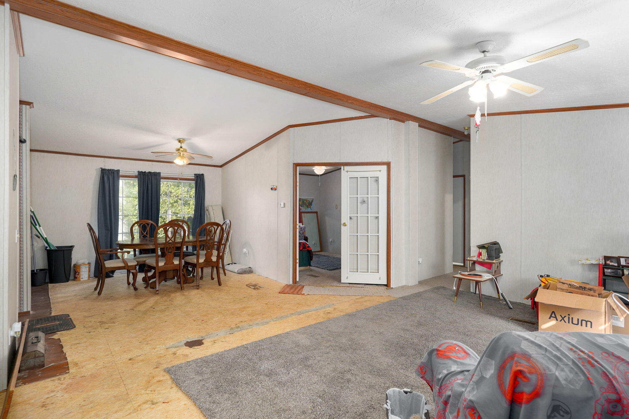 17782 East State Highway 76 Property Photo 2
