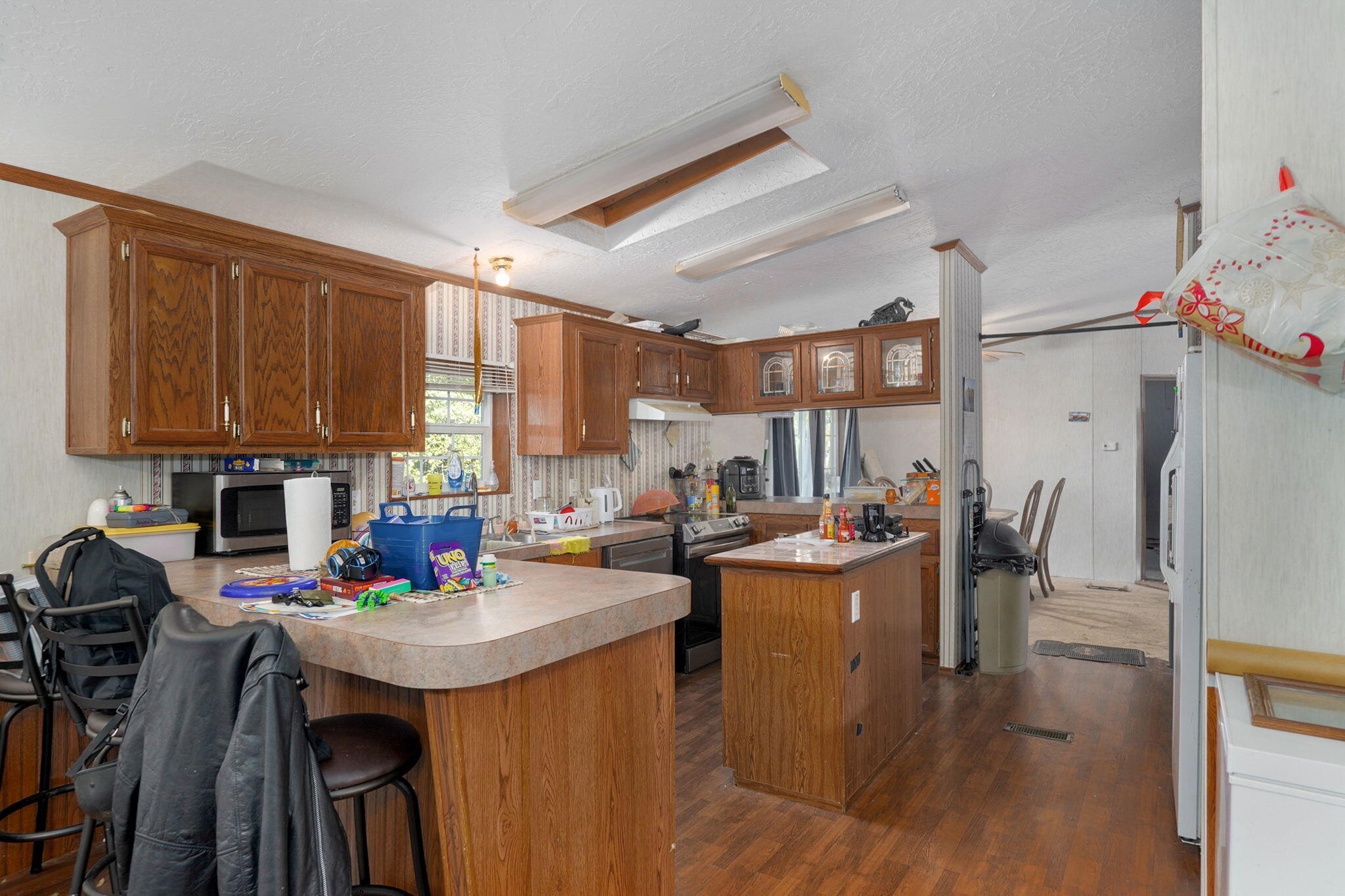 17782 East State Highway 76 Property Photo 5