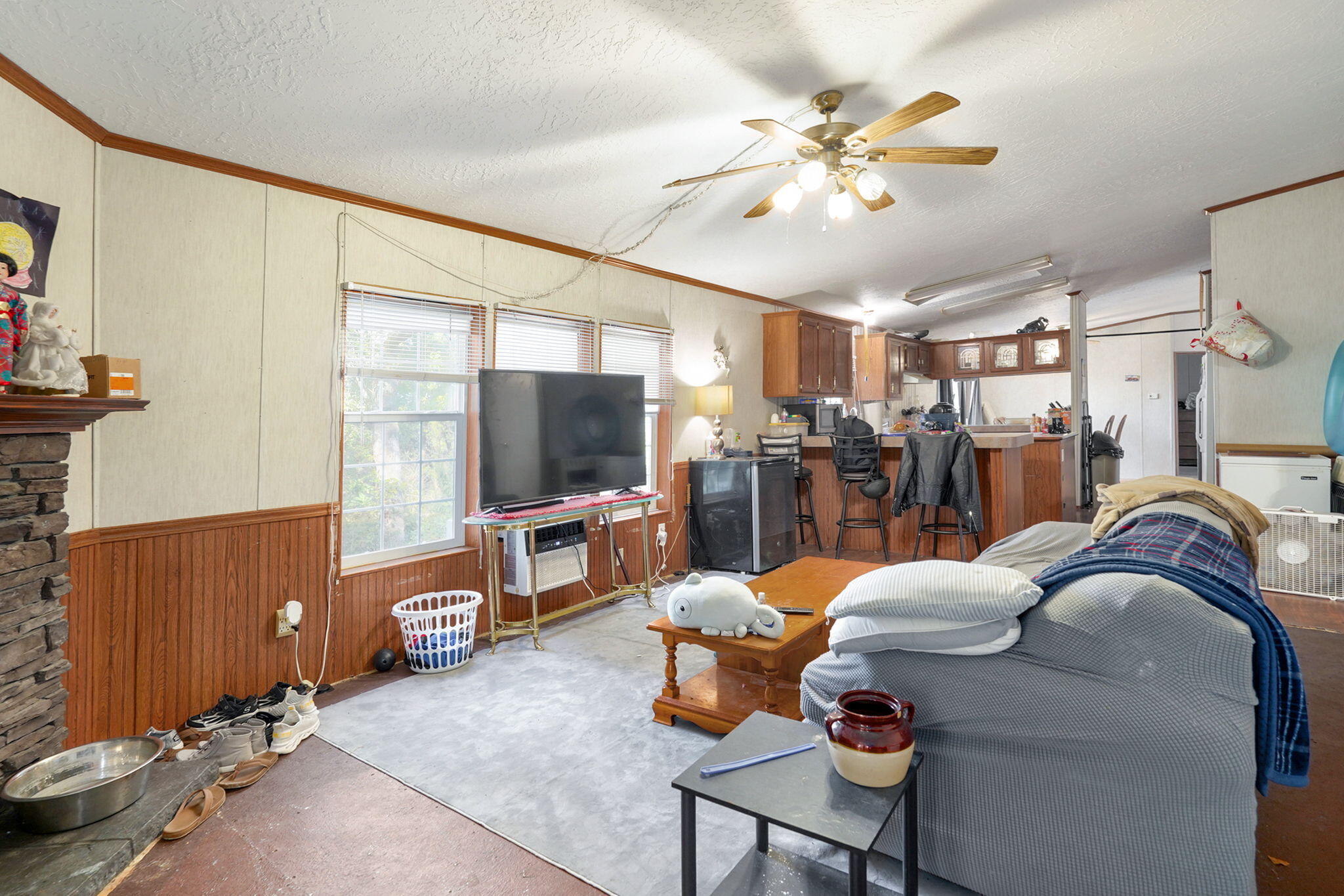17782 East State Highway 76 Property Photo 8