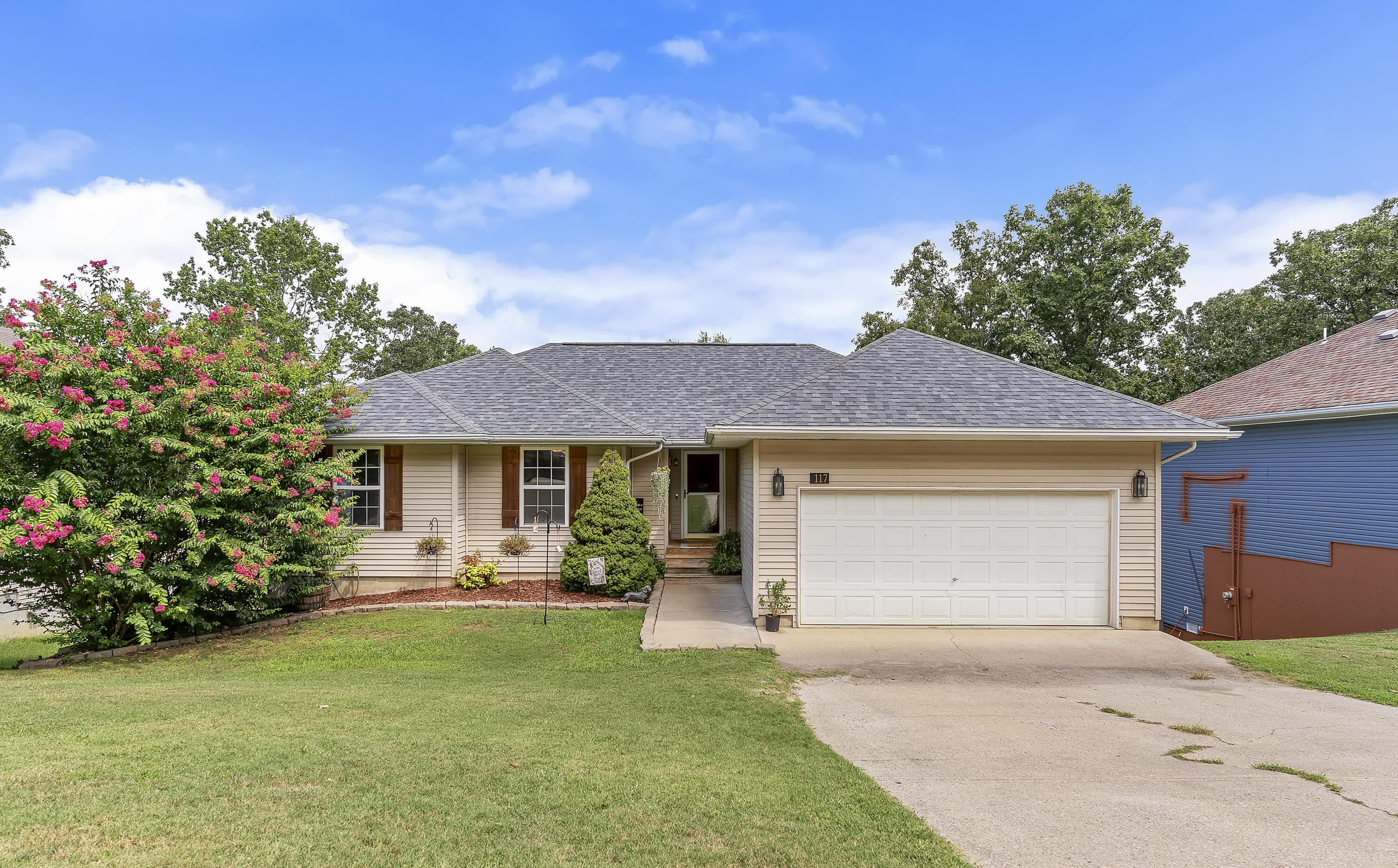 117 Shiloh Street Property Photo 1