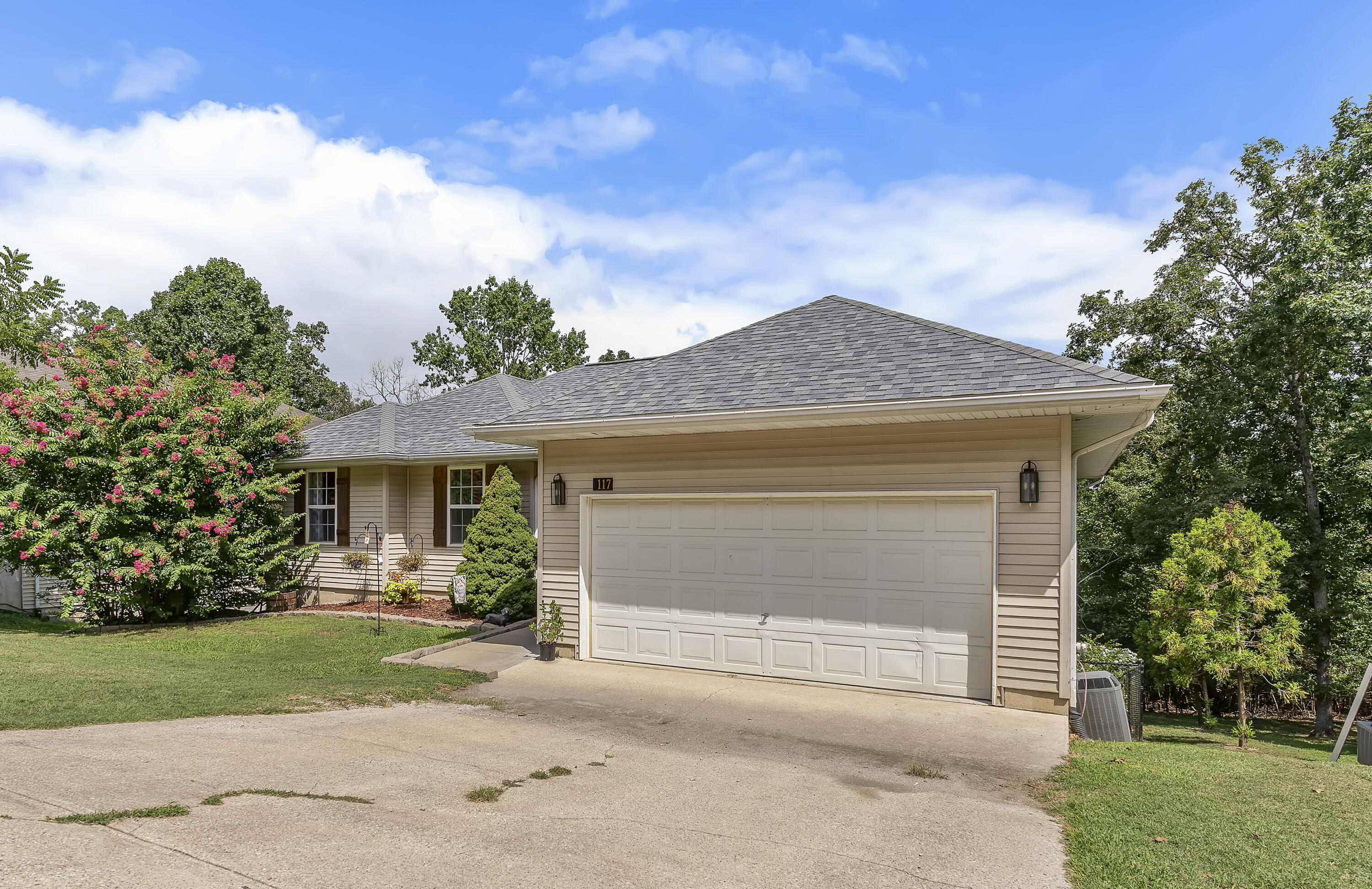 117 Shiloh Street Property Photo 29