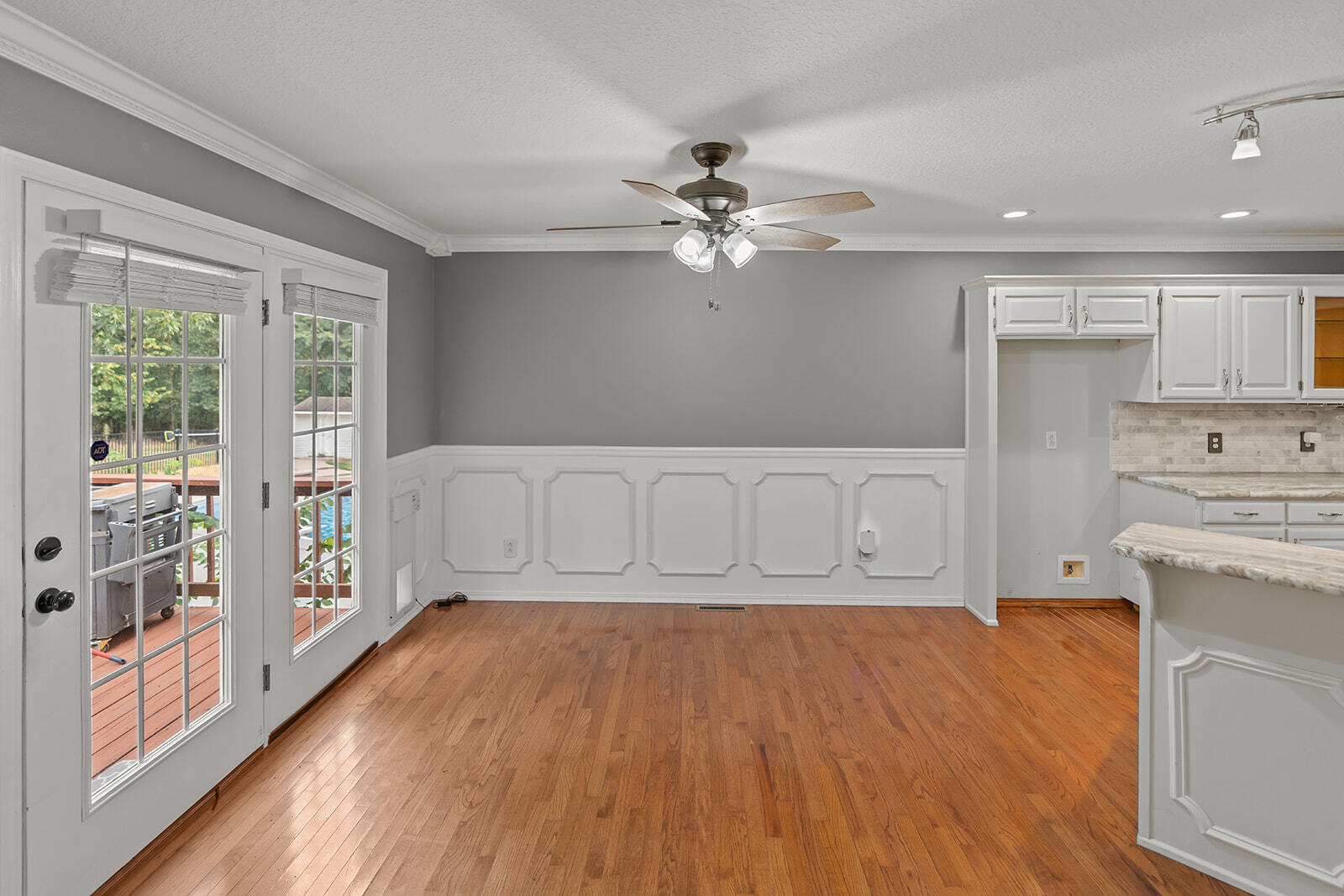 4301 Wisconsin Avenue Property Photo 6