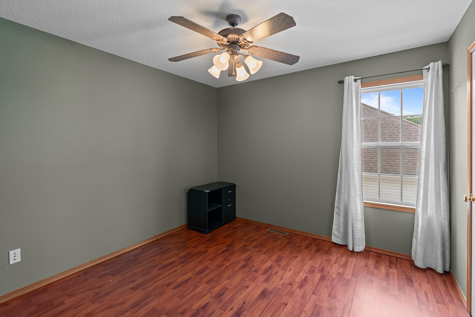 4301 Wisconsin Avenue Property Photo 14