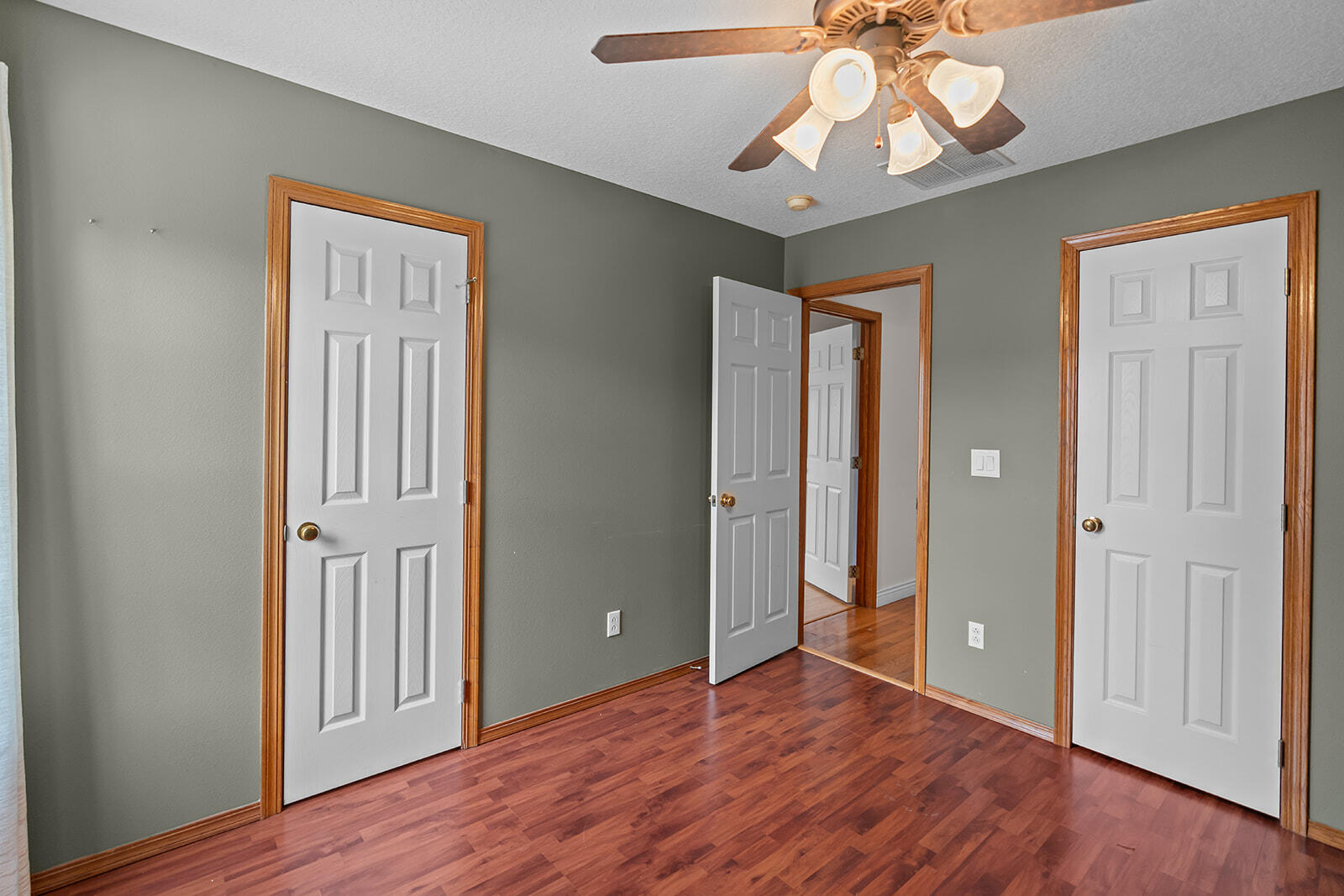 4301 Wisconsin Avenue Property Photo 15