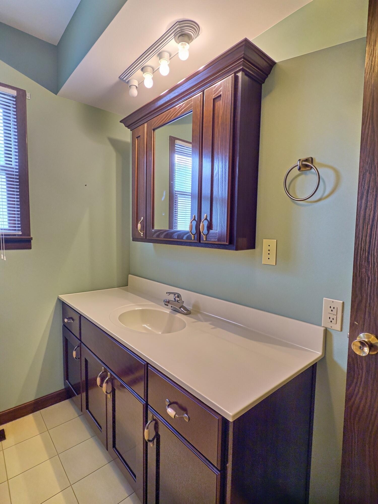 403 Luin Street Property Photo 20