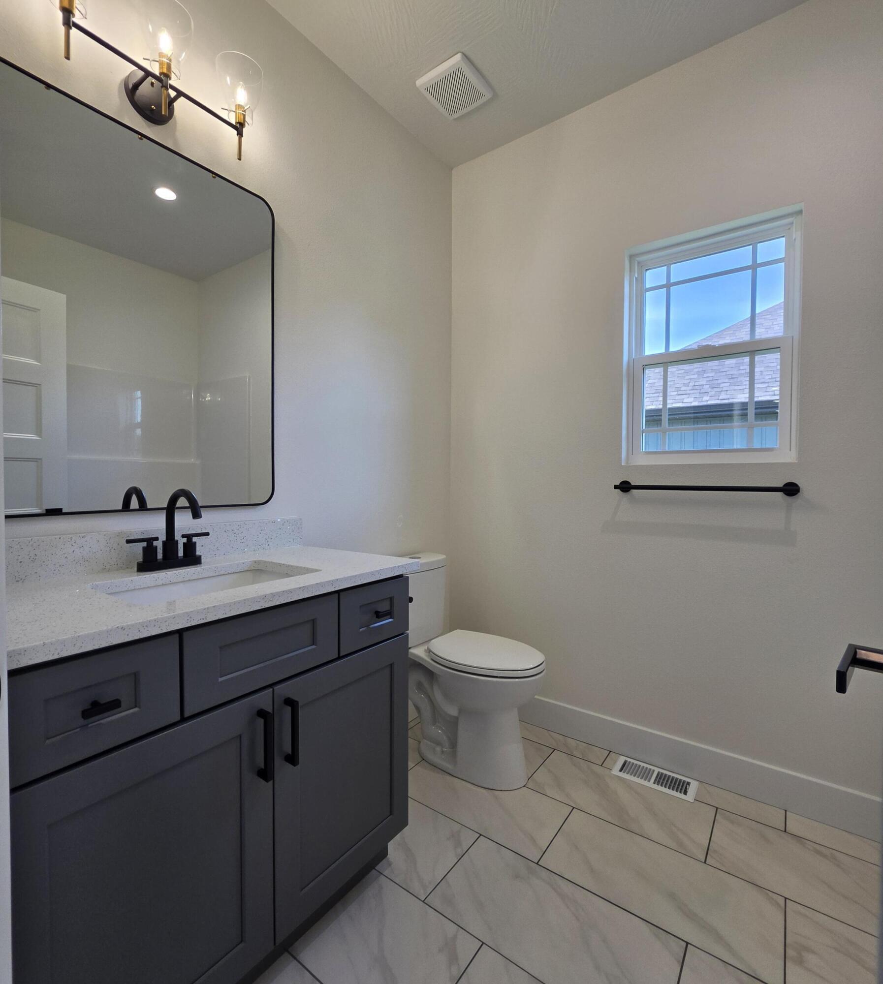 121 East Teakwood Avenue Property Photo 14