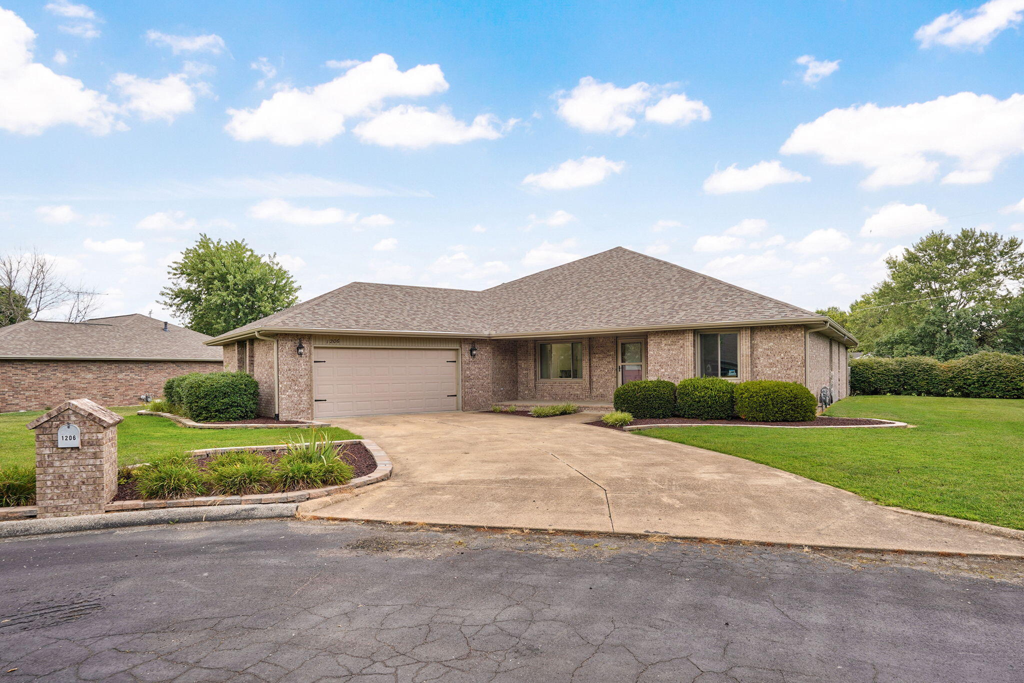 1206 Soleil Circle Property Photo 1