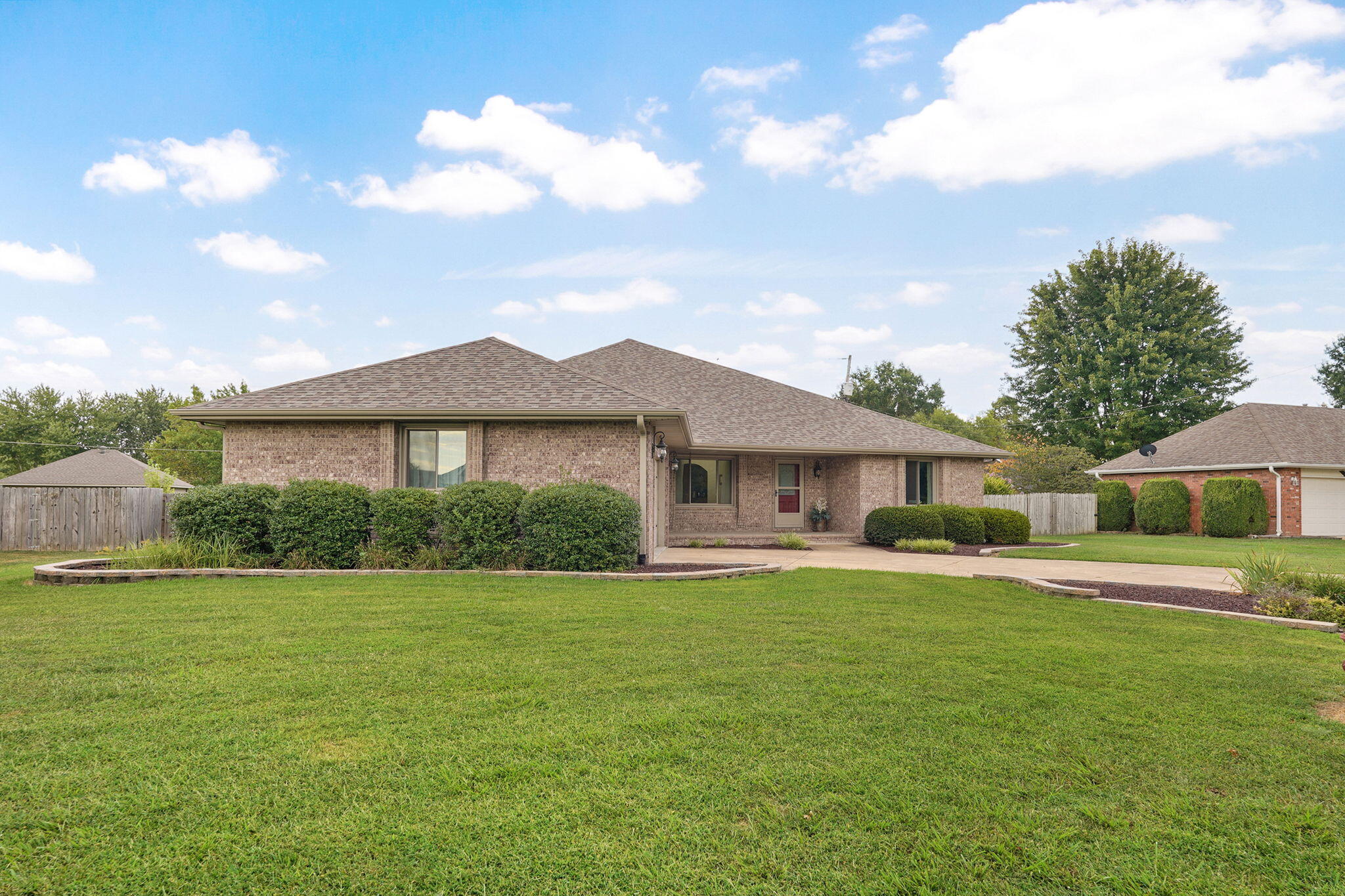 1206 Soleil Circle Property Photo 3