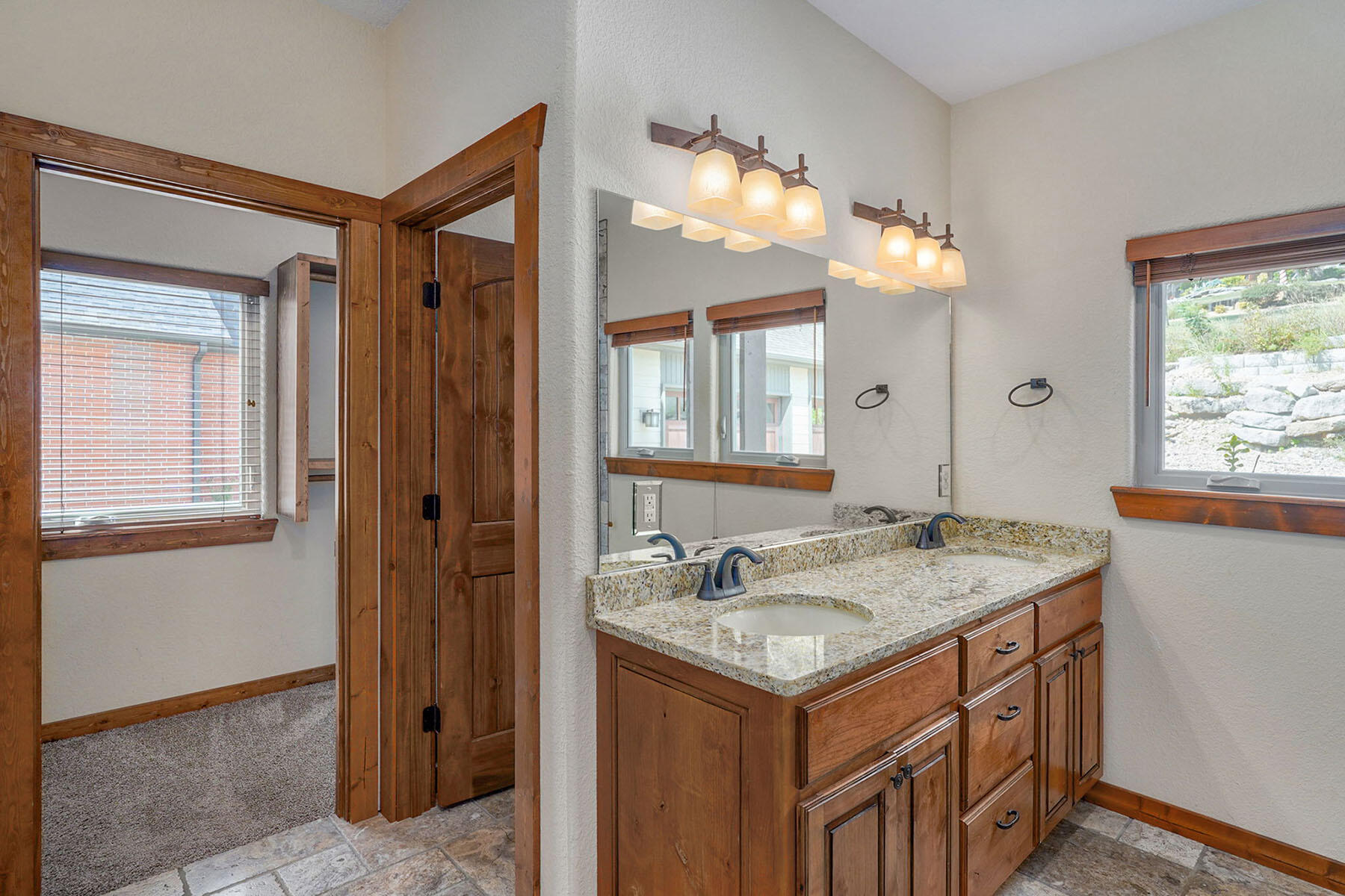 122 Joseph Cove Drive Property Photo 25