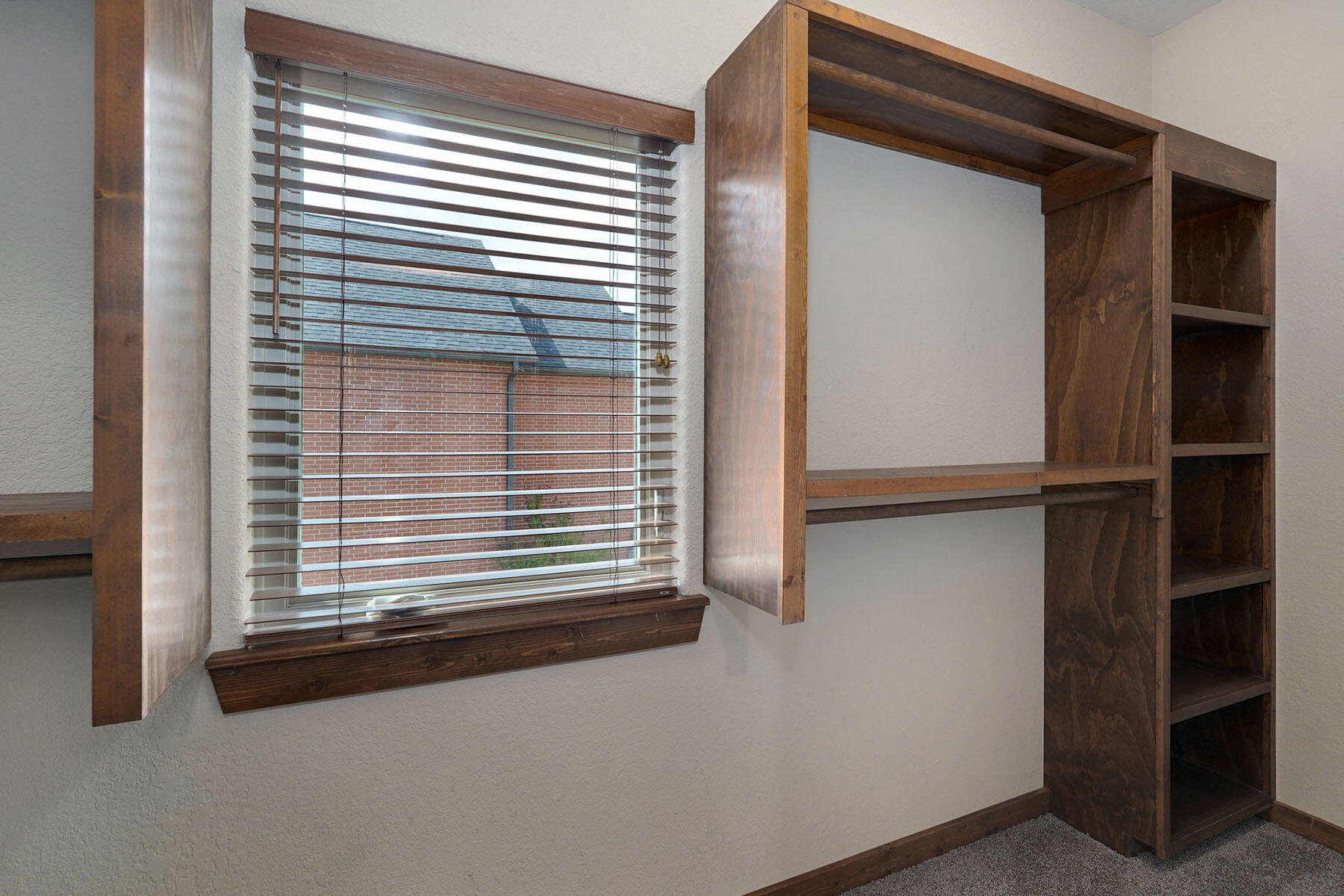 122 Joseph Cove Drive Property Photo 28