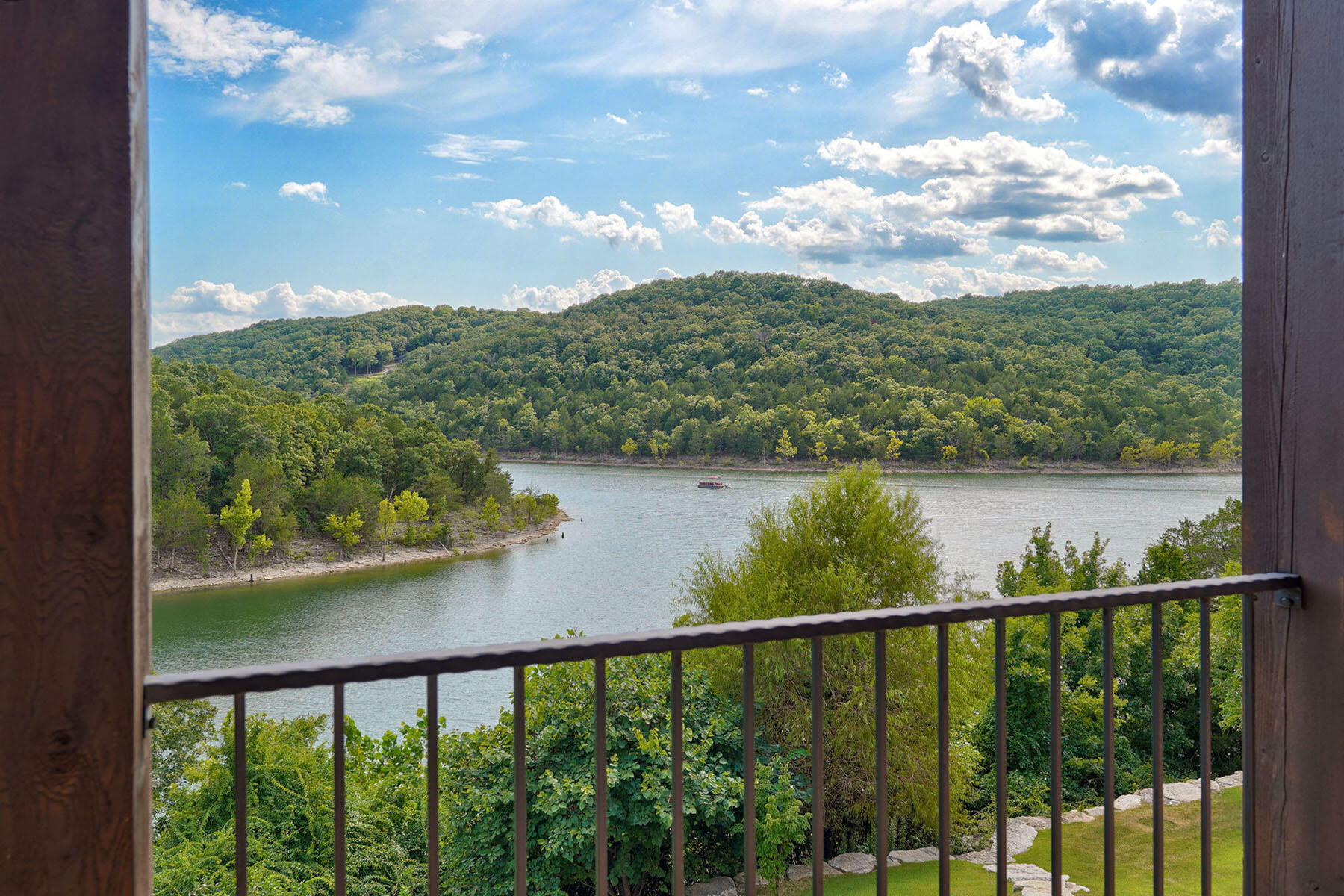 122 Joseph Cove Drive Property Photo 41