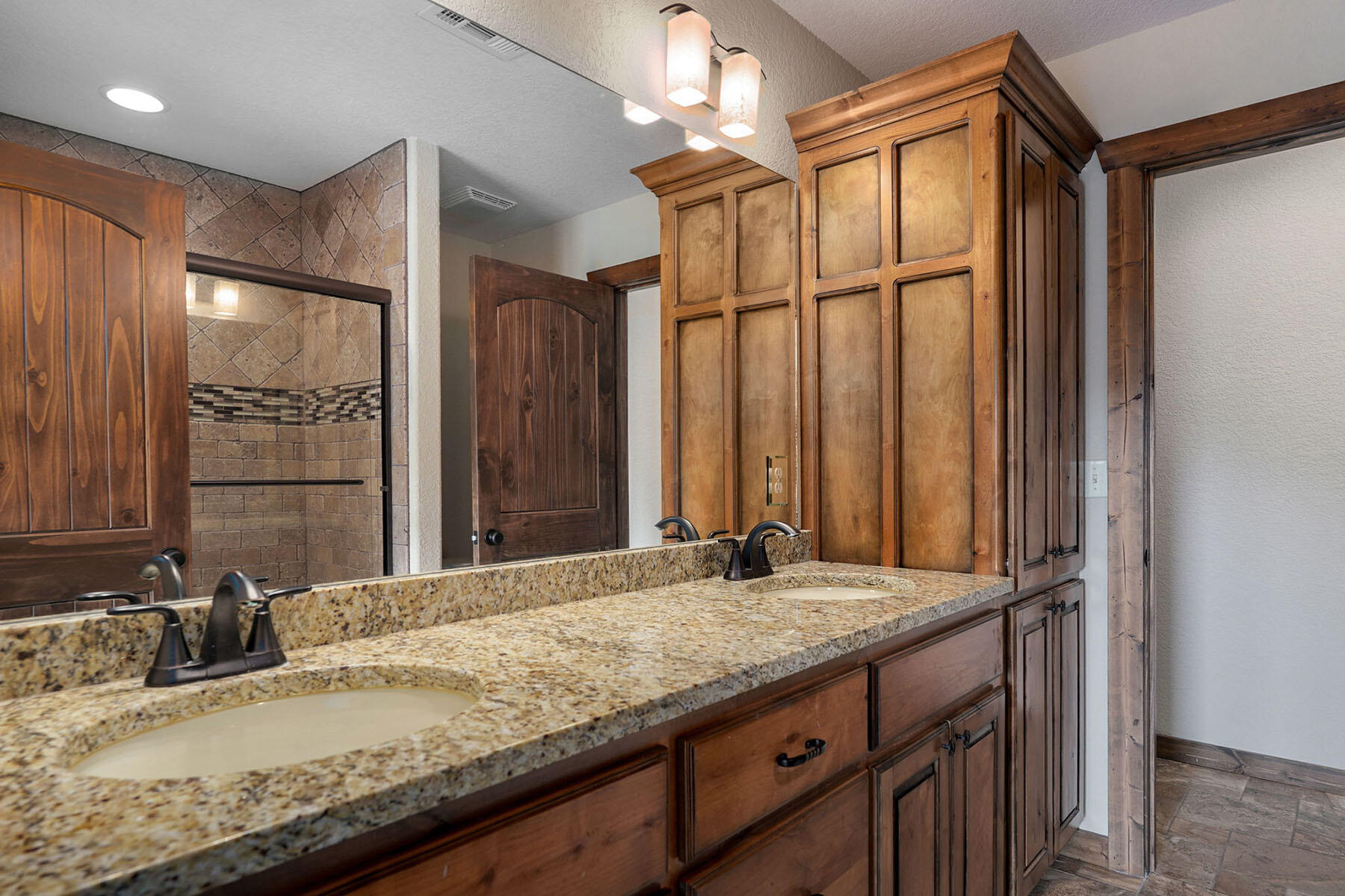 122 Joseph Cove Drive Property Photo 49