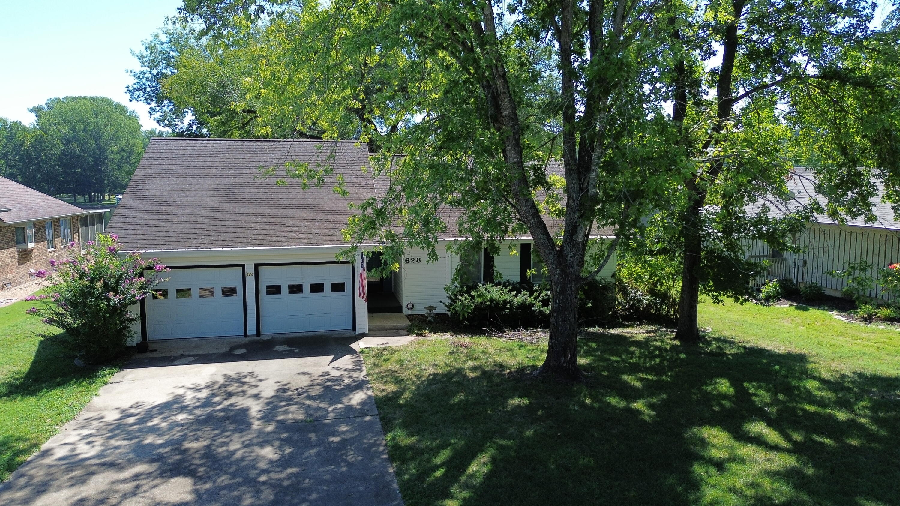 628 Parnell Drive Property Photo 3