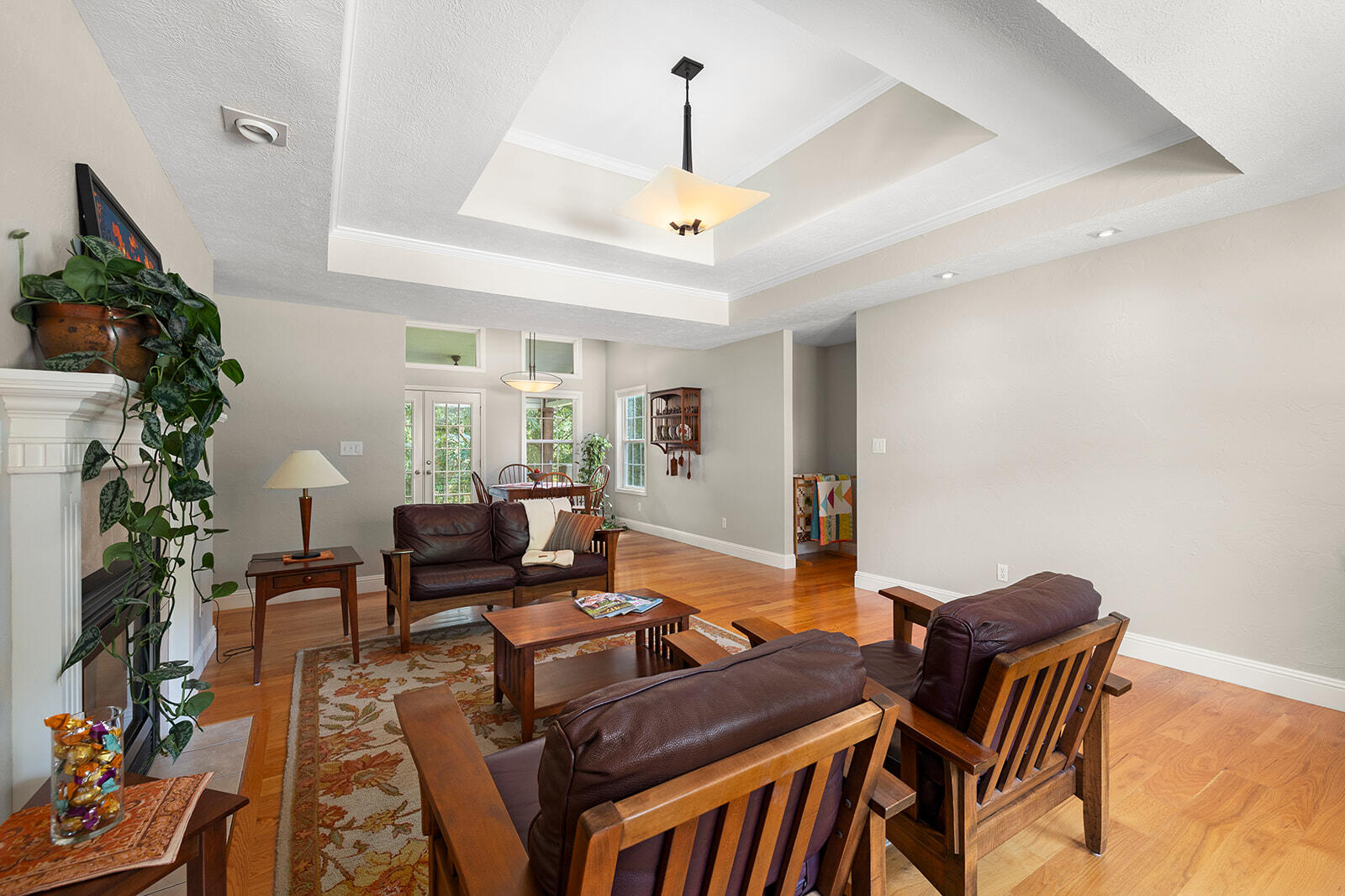 2078 West Sexton Drive Property Photo 5