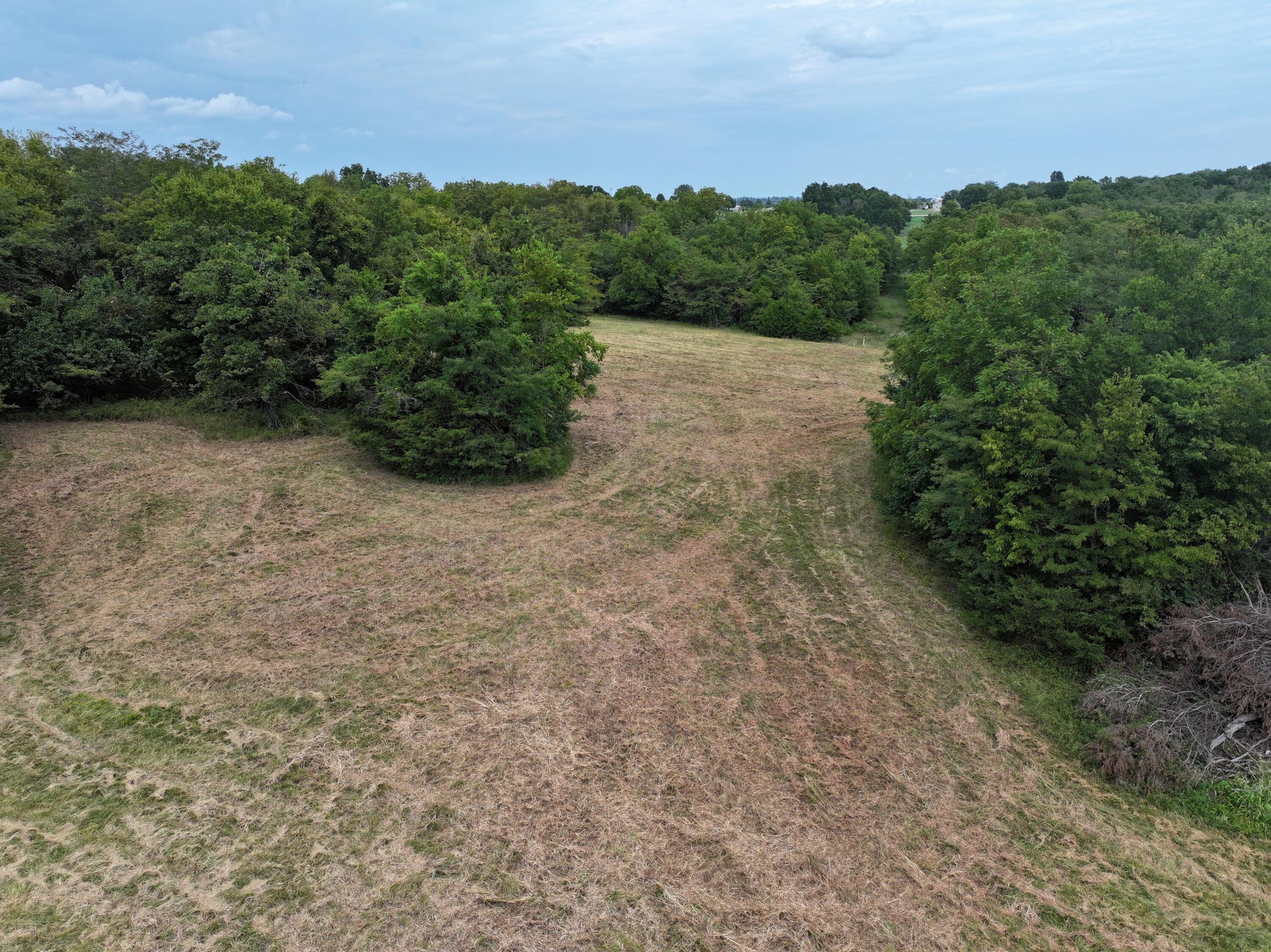 000 South 140th Road Property Photo 5