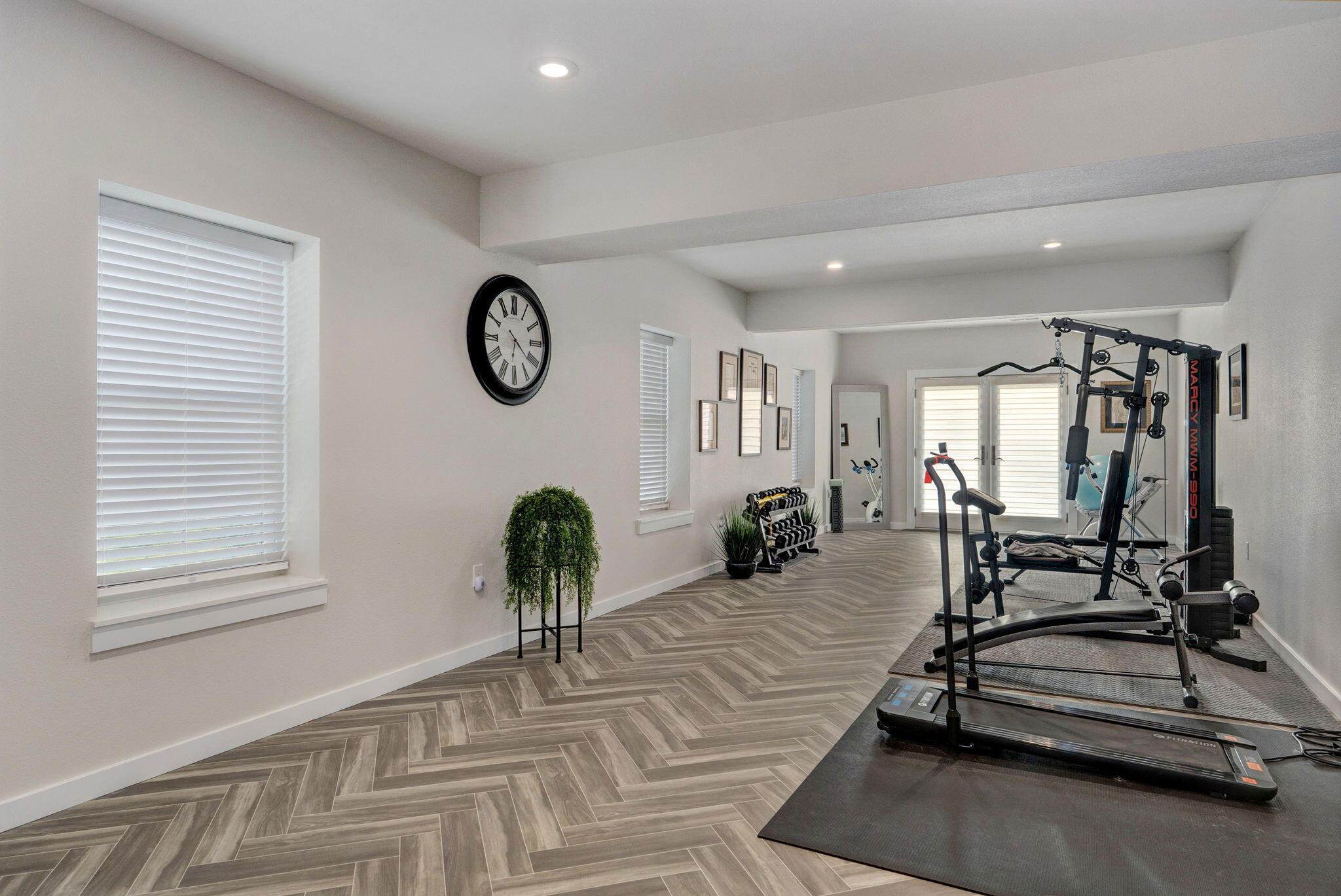 267 South Pebble Beach Avenue Property Photo 31