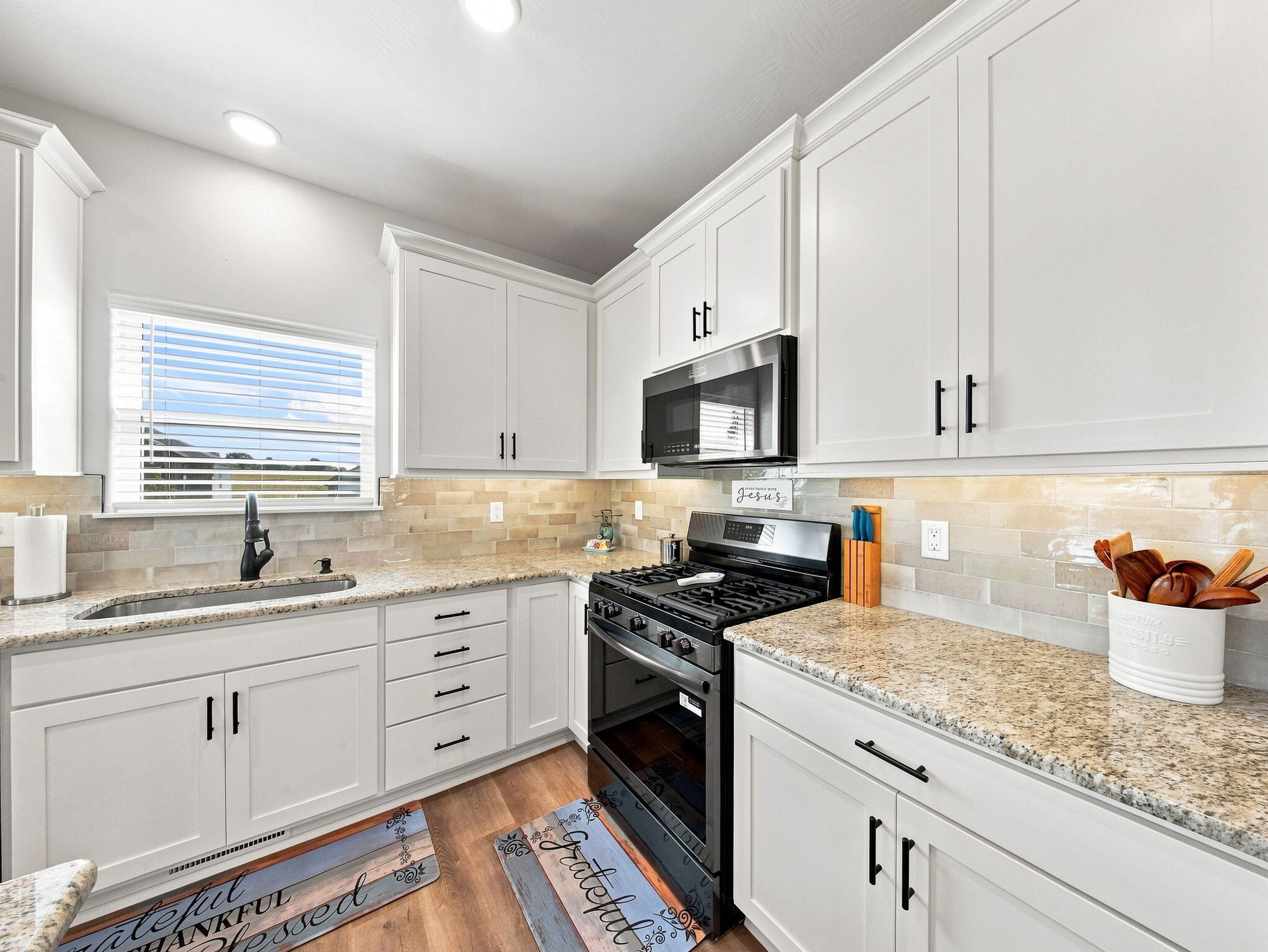 2501 West Webb Road Property Photo 18