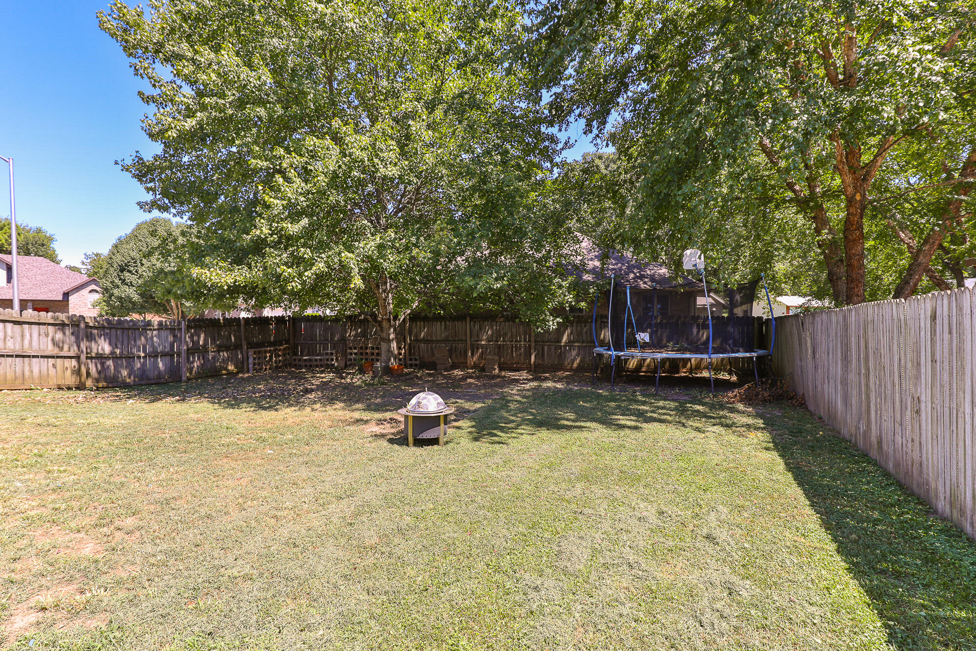 736 South Willow Court Property Photo 37