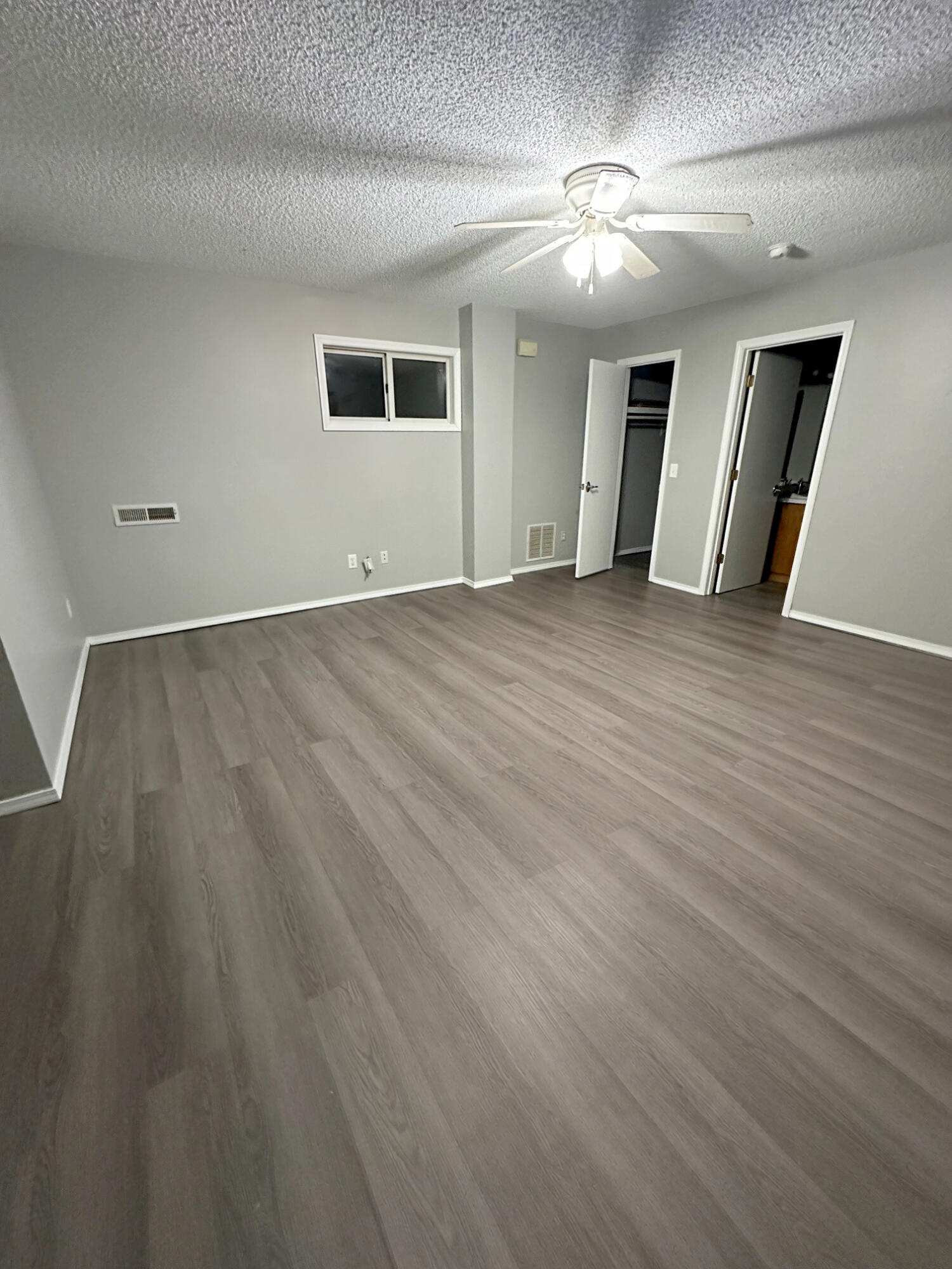5807 South Iris Lane Property Photo 18