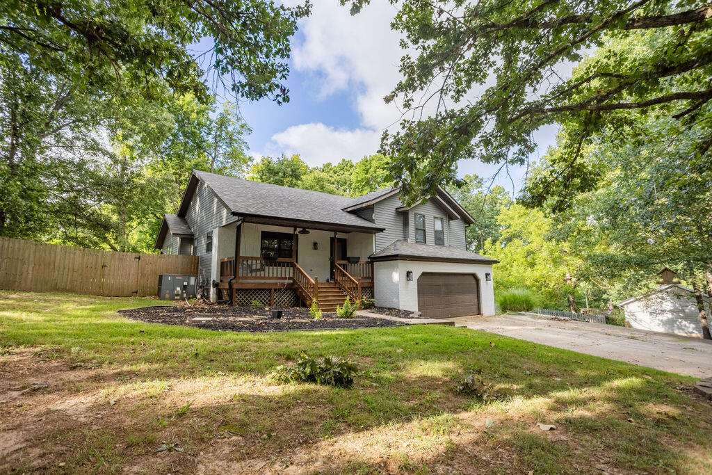 4206 Serenity Lane Property Photo 3