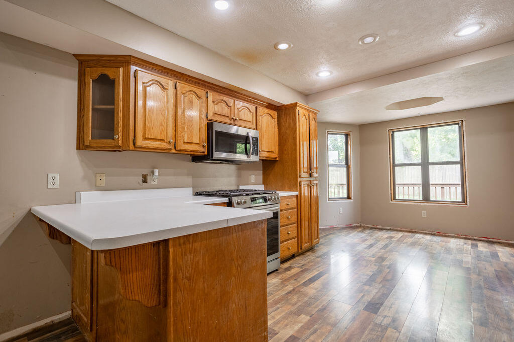 4206 Serenity Lane Property Photo 8