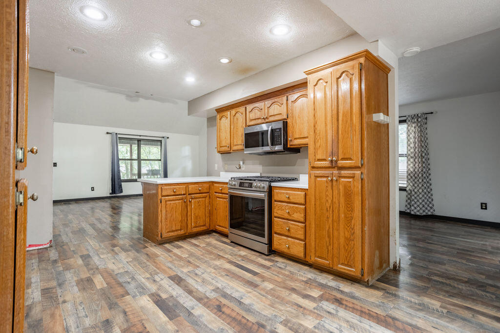 4206 Serenity Lane Property Photo 11