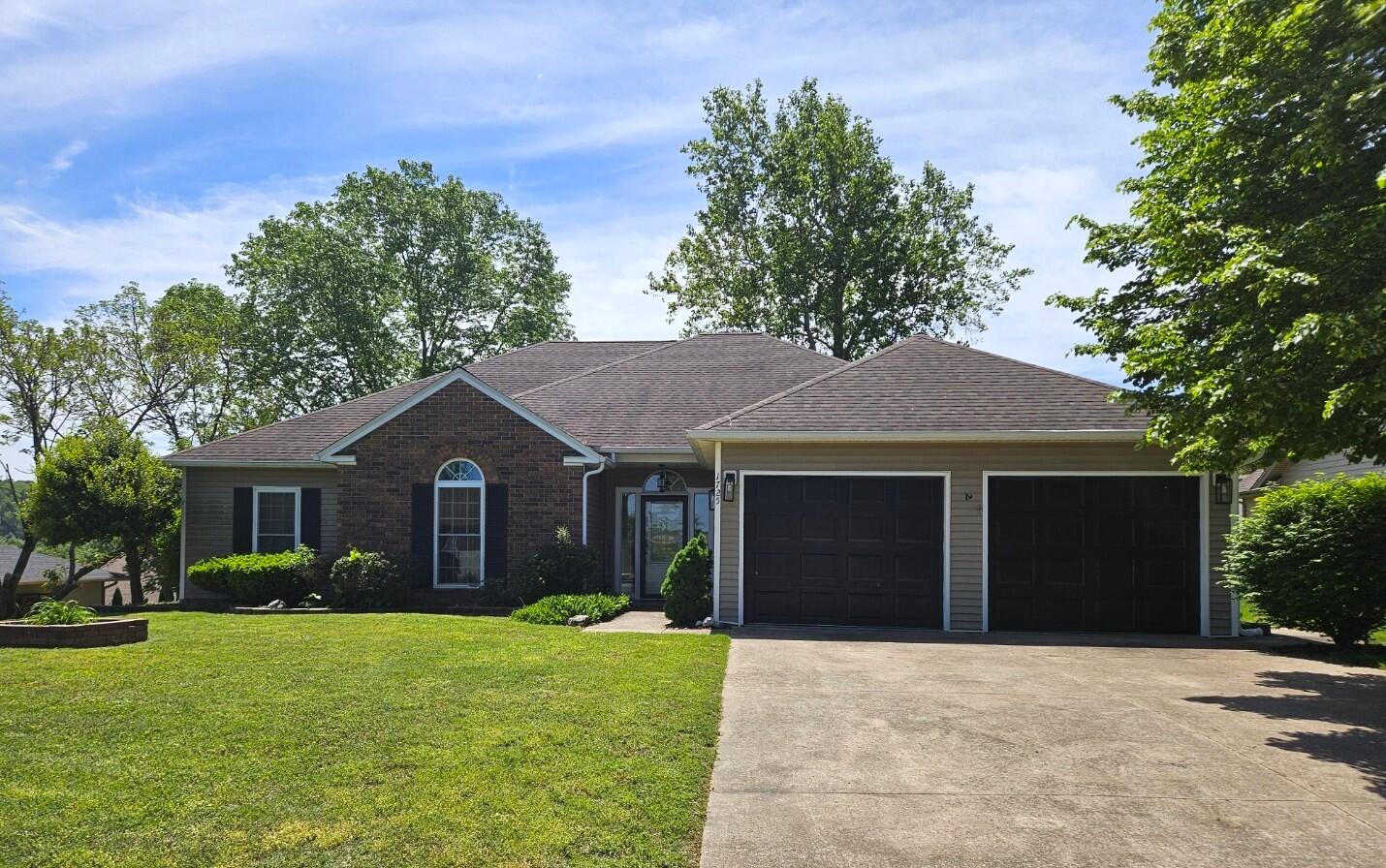 1725 Pointe Royale Drive Property Photo 3