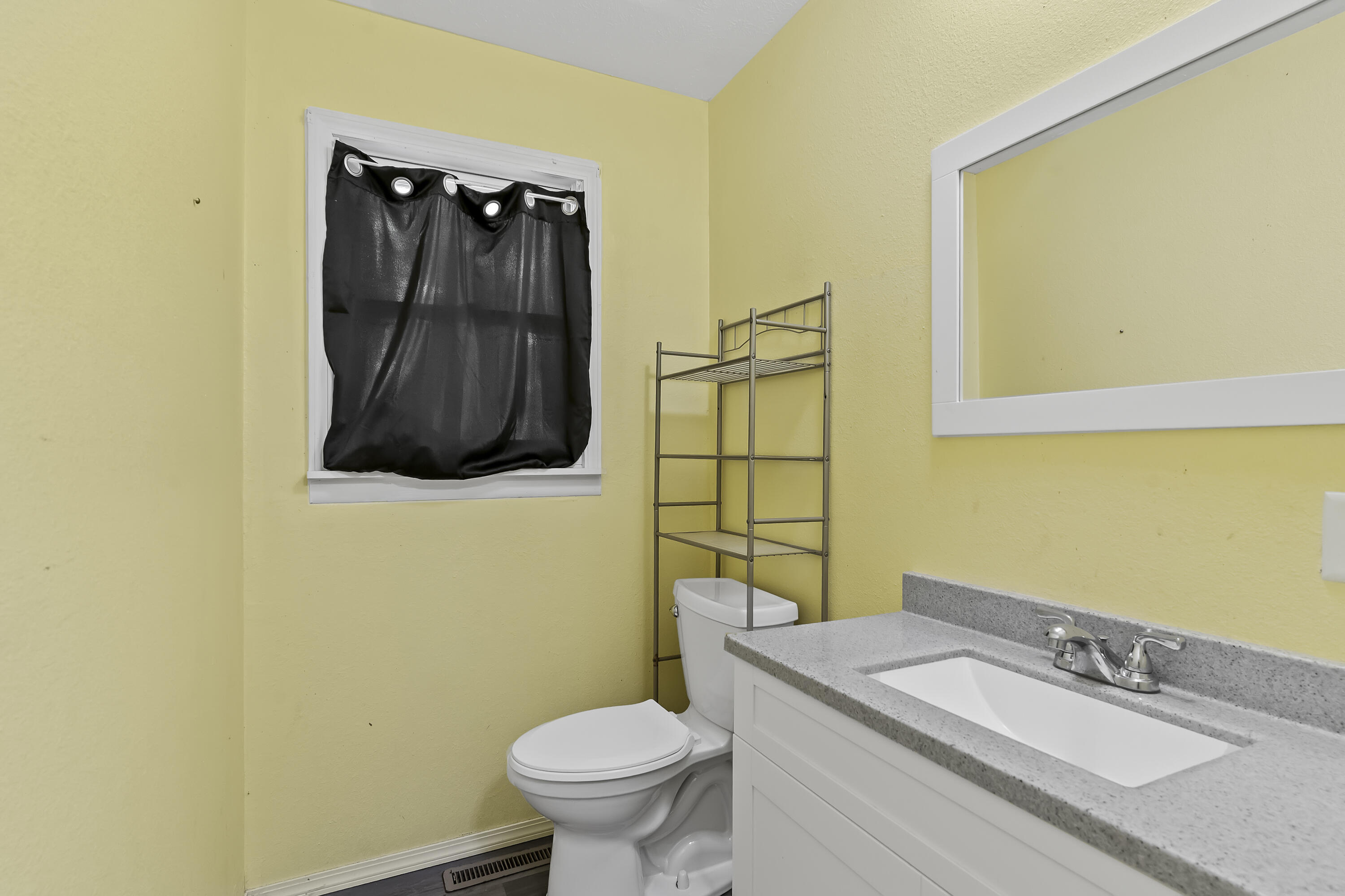 330 Peacock Lane Property Photo 22