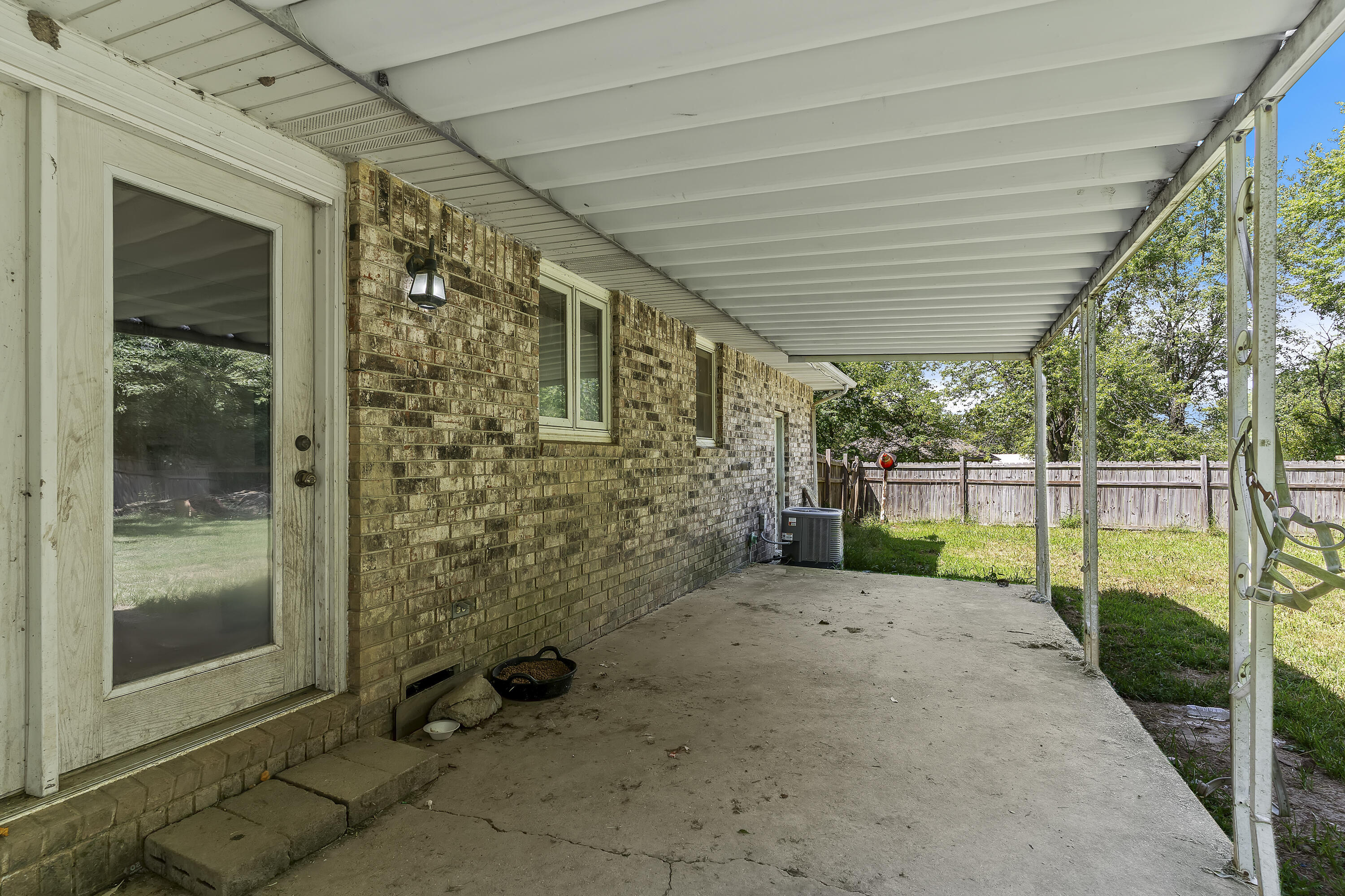 330 Peacock Lane Property Photo 34