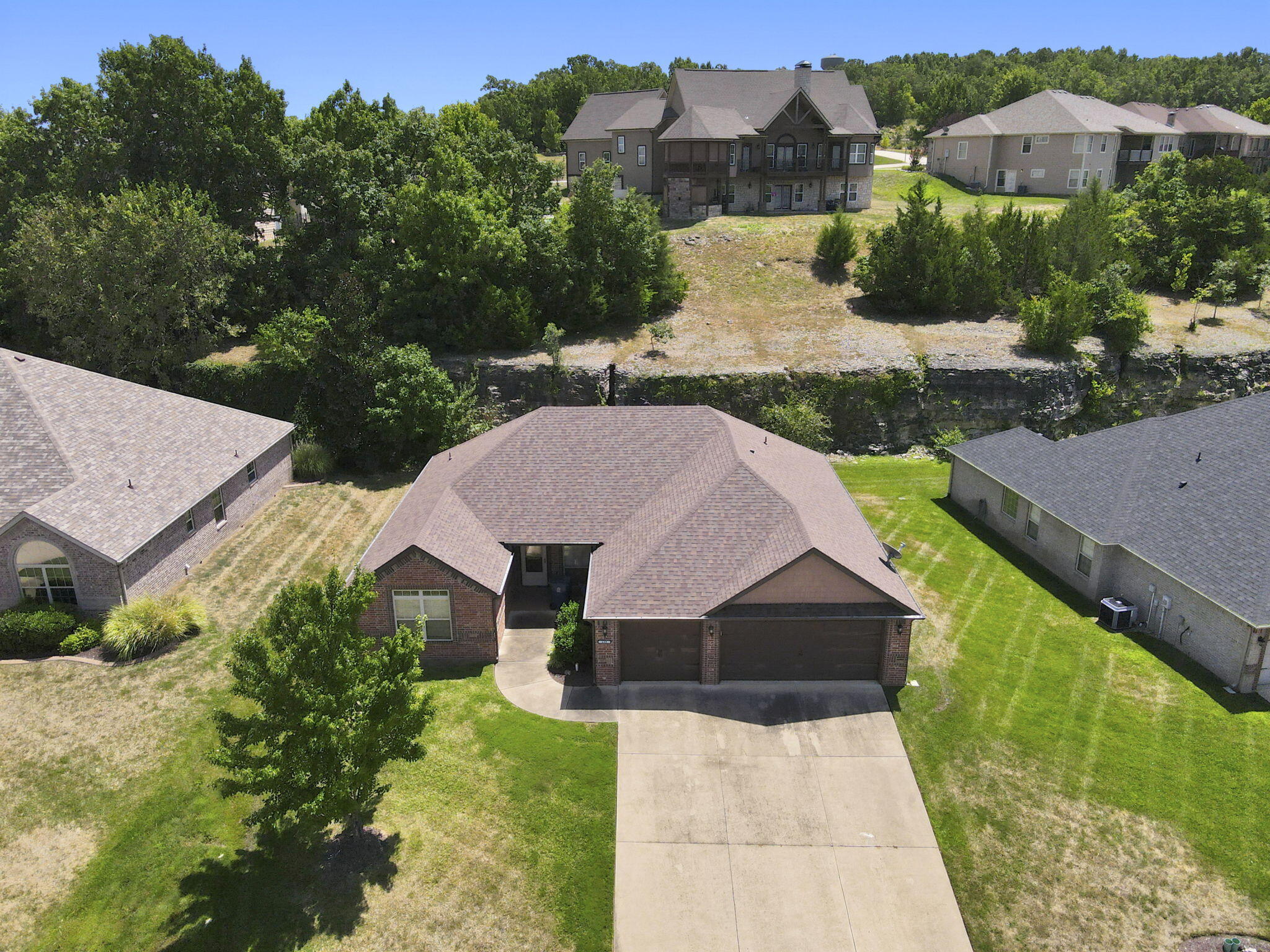 198 Stoney Pointe Drive Property Photo 39