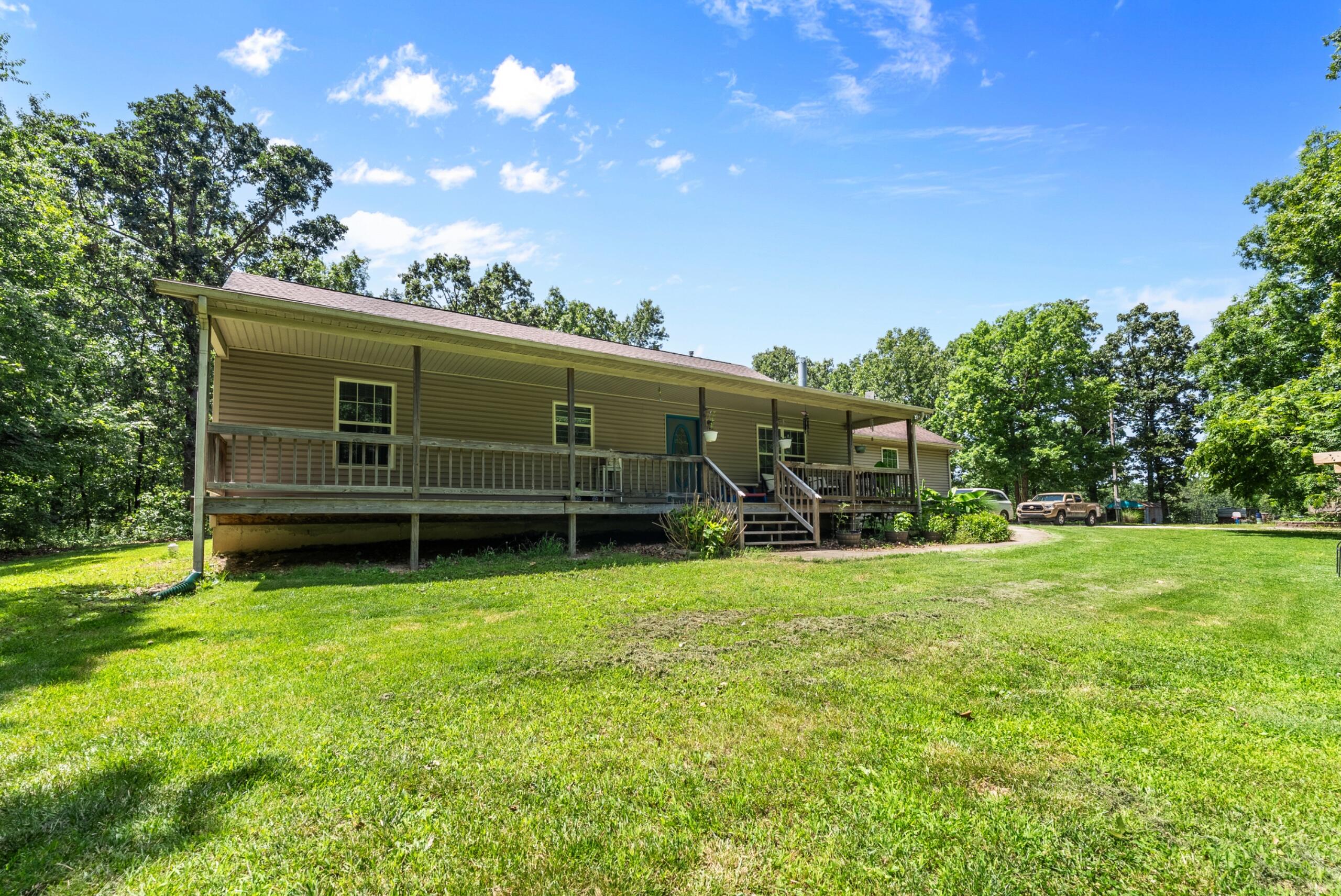 13512 Lawrence 2037 Property Photo 5