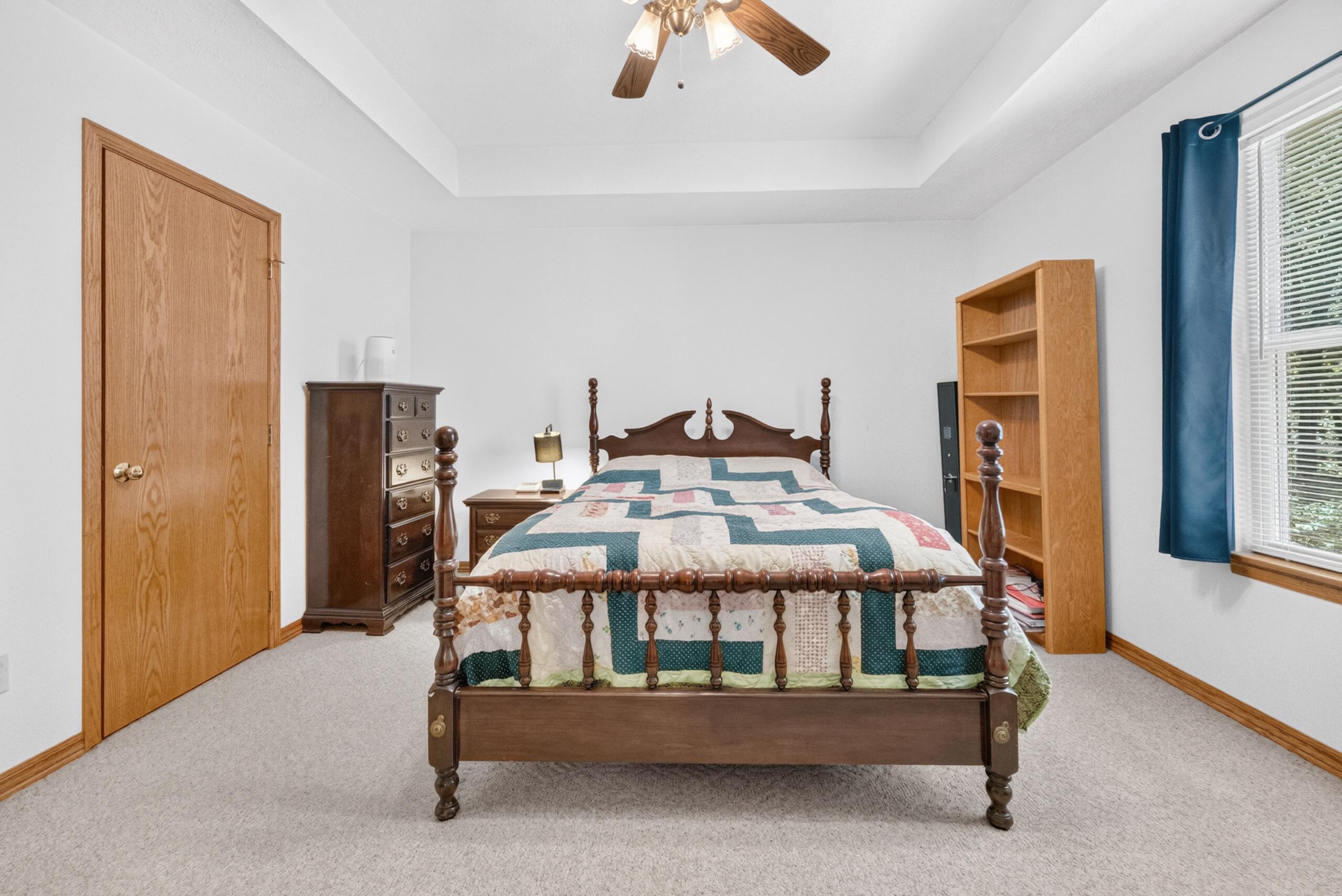 13512 Lawrence 2037 Property Photo 32