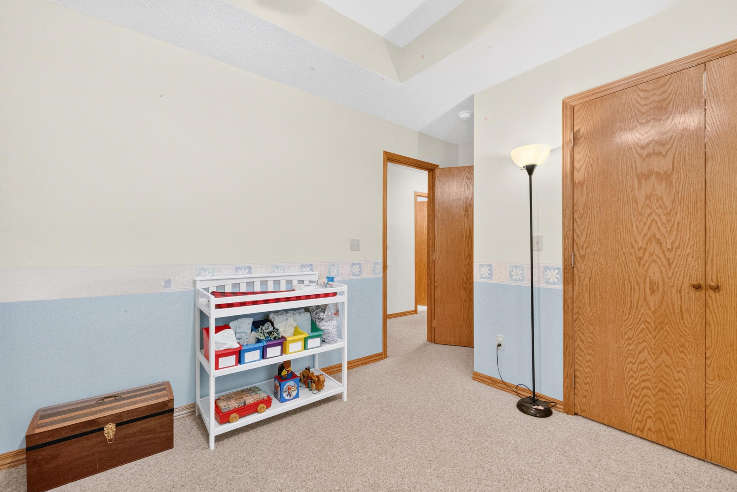 13512 Lawrence 2037 Property Photo 47