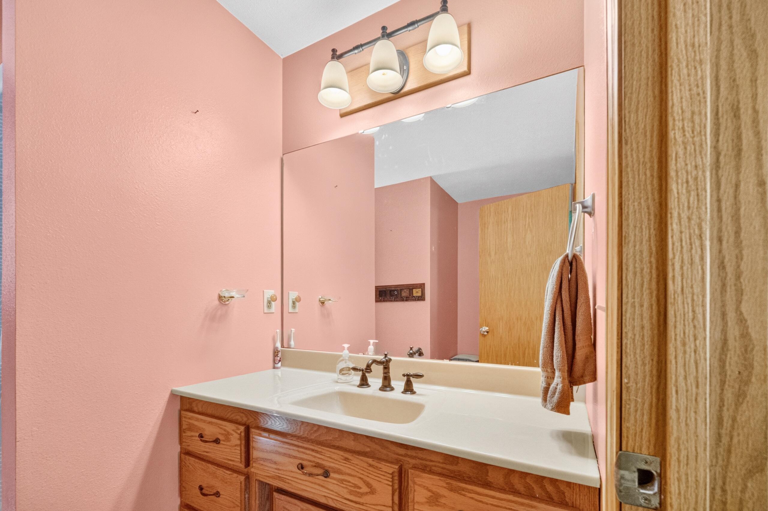 13512 Lawrence 2037 Property Photo 55