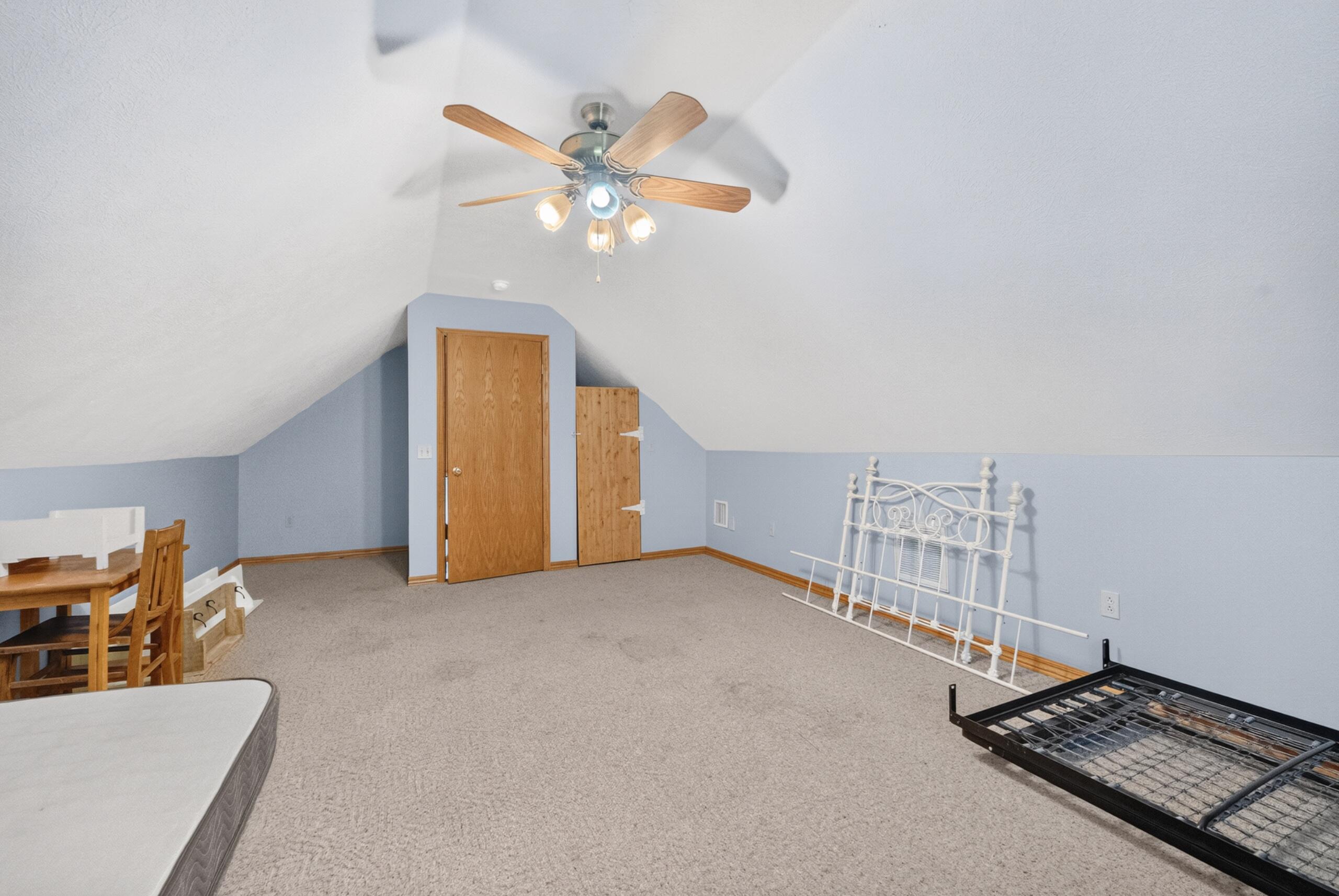 13512 Lawrence 2037 Property Photo 57