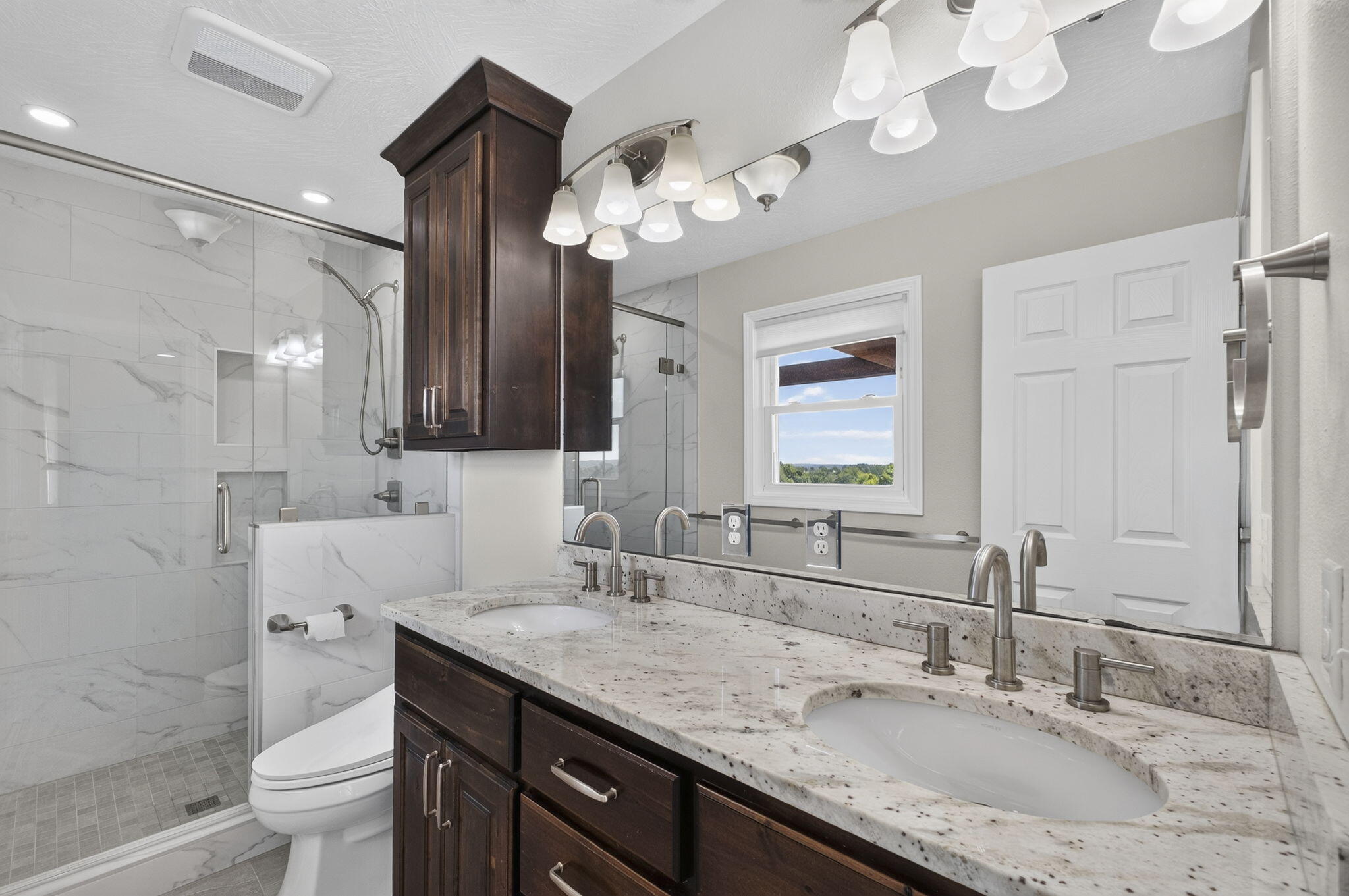 2248 West Farm Road 76 Property Photo 27