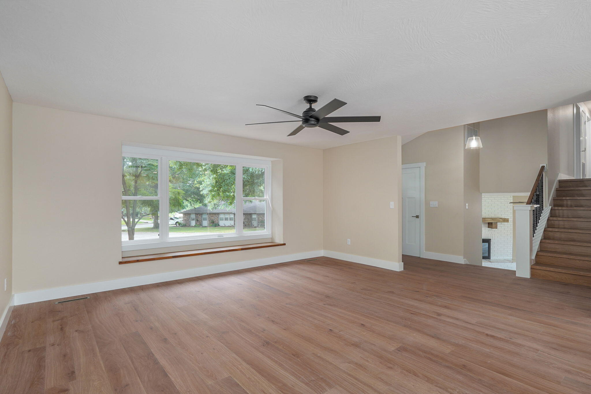 713 East Meadowlark Circle Property Photo 10
