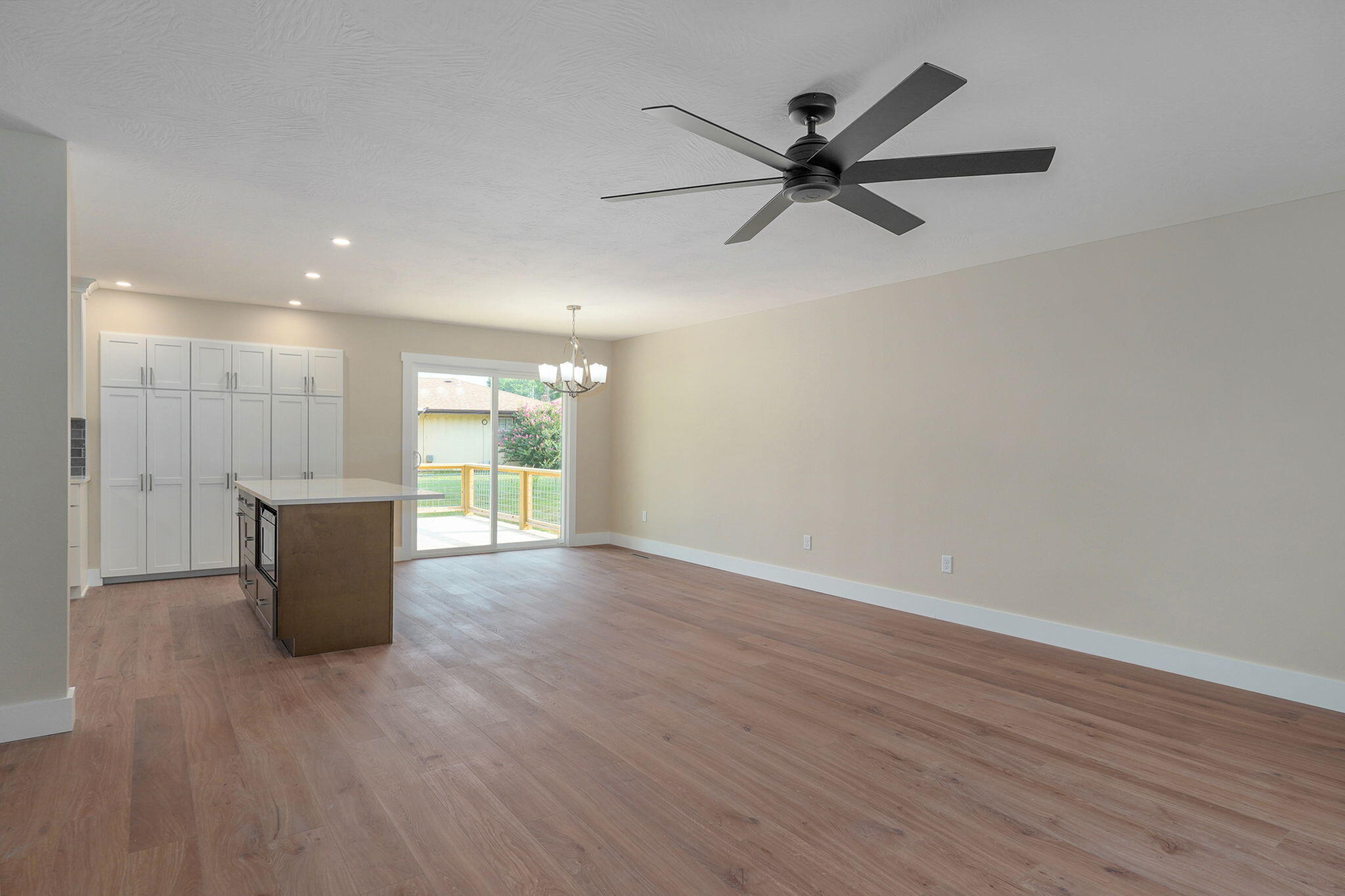 713 East Meadowlark Circle Property Photo 11