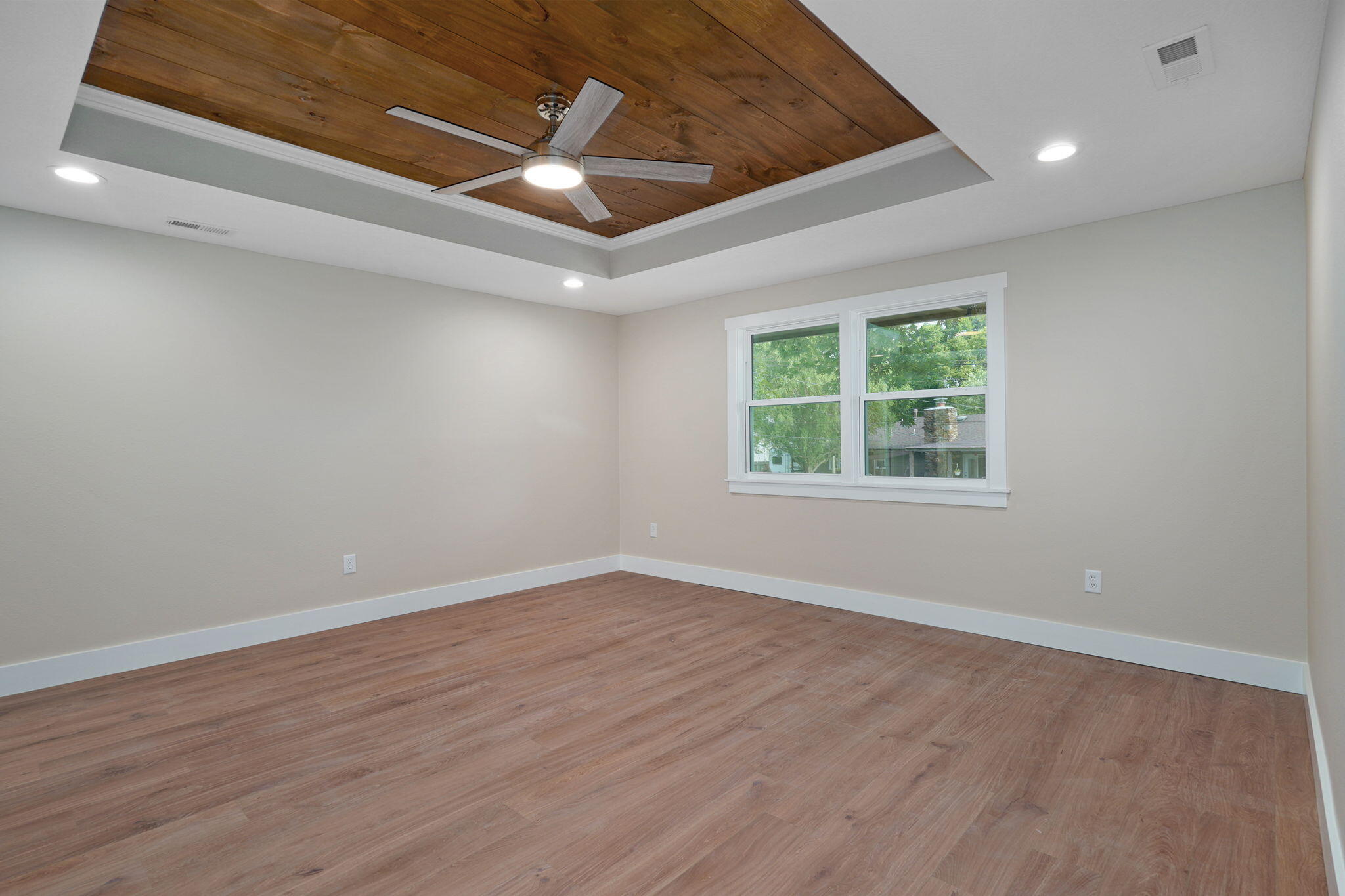 713 East Meadowlark Circle Property Photo 17