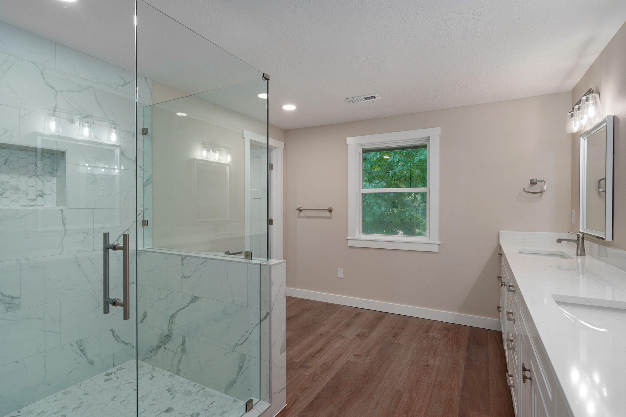 713 East Meadowlark Circle Property Photo 23