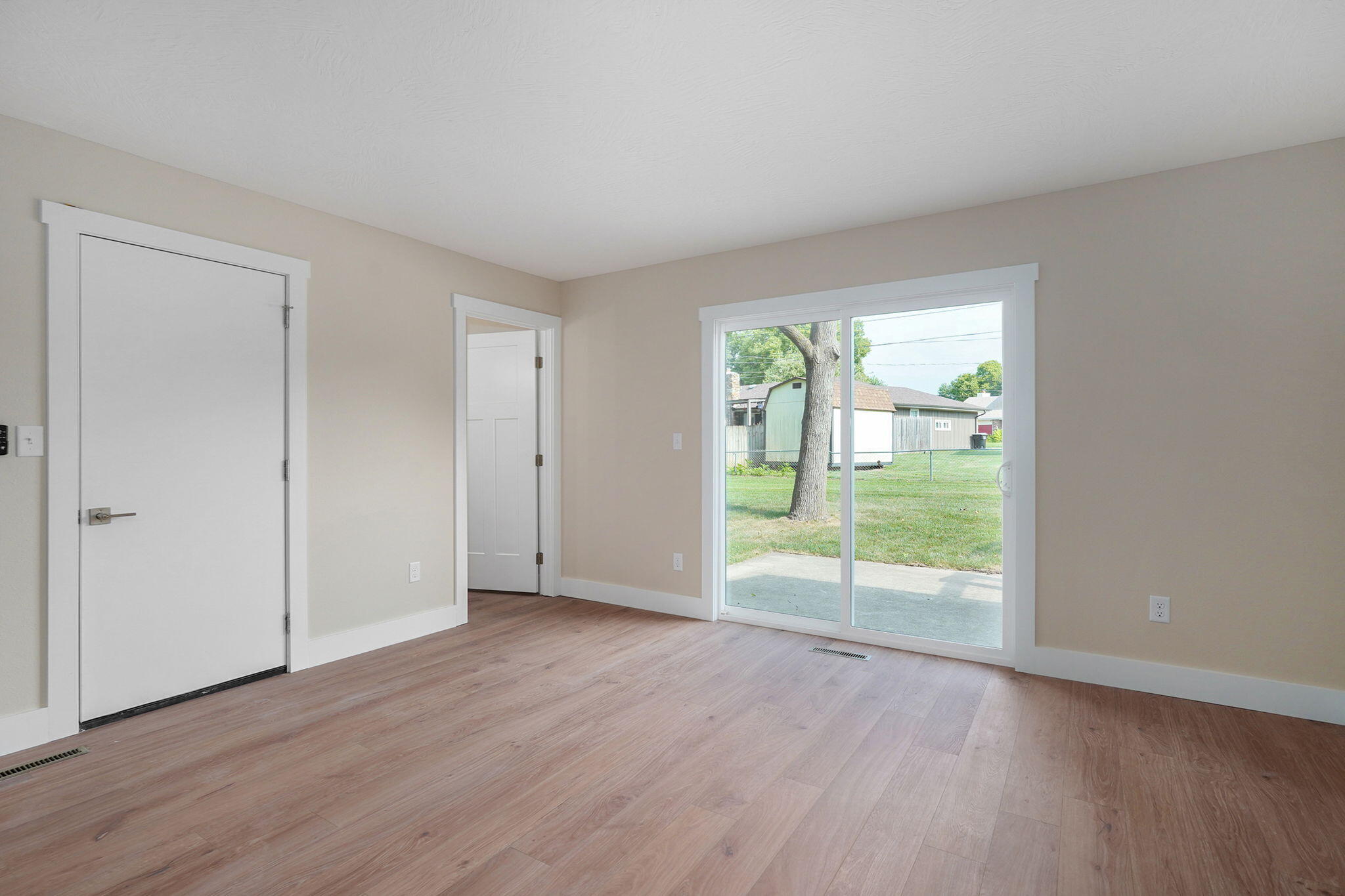 713 East Meadowlark Circle Property Photo 37
