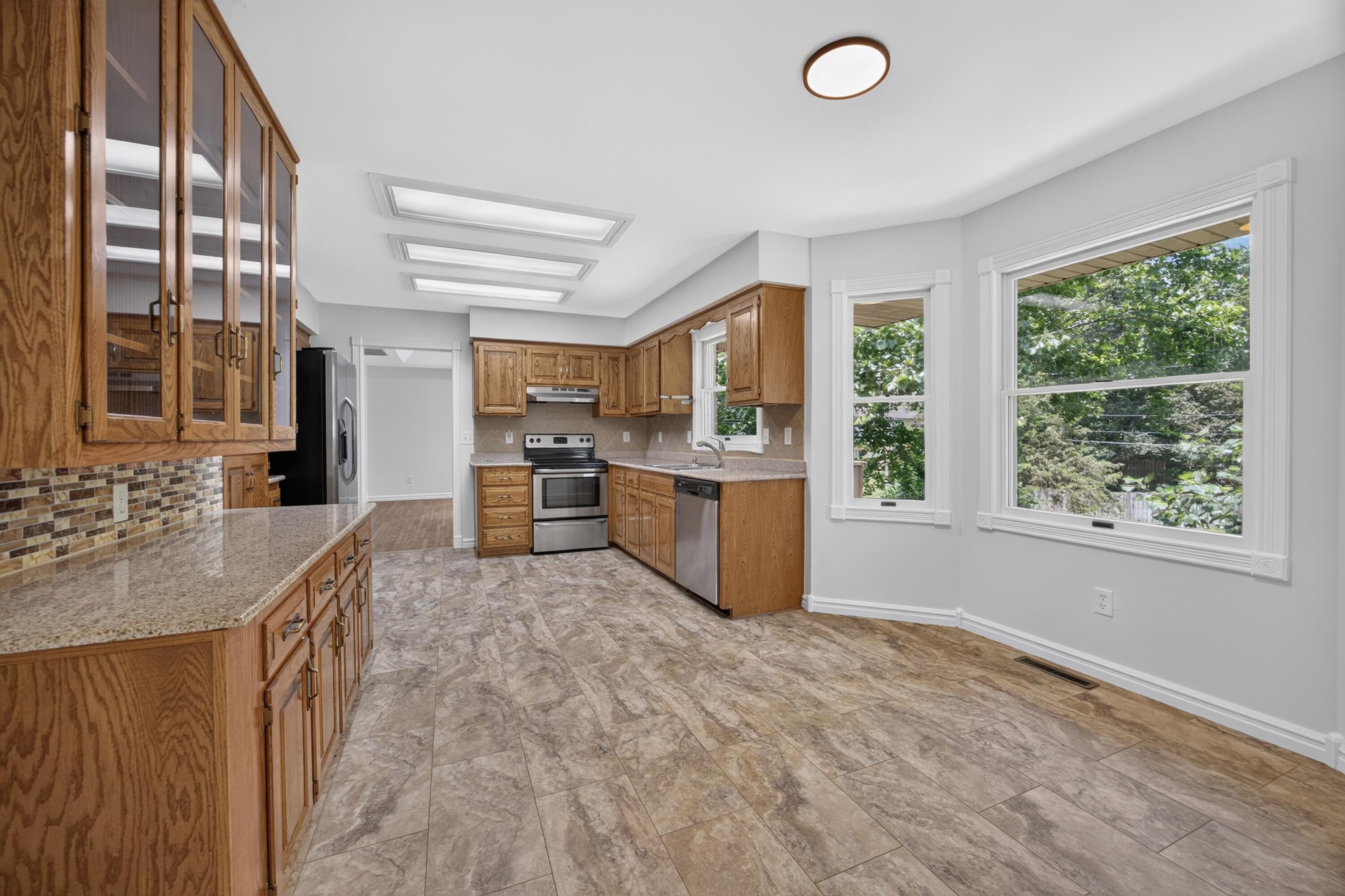 3605 East Delmar Street Property Photo 12